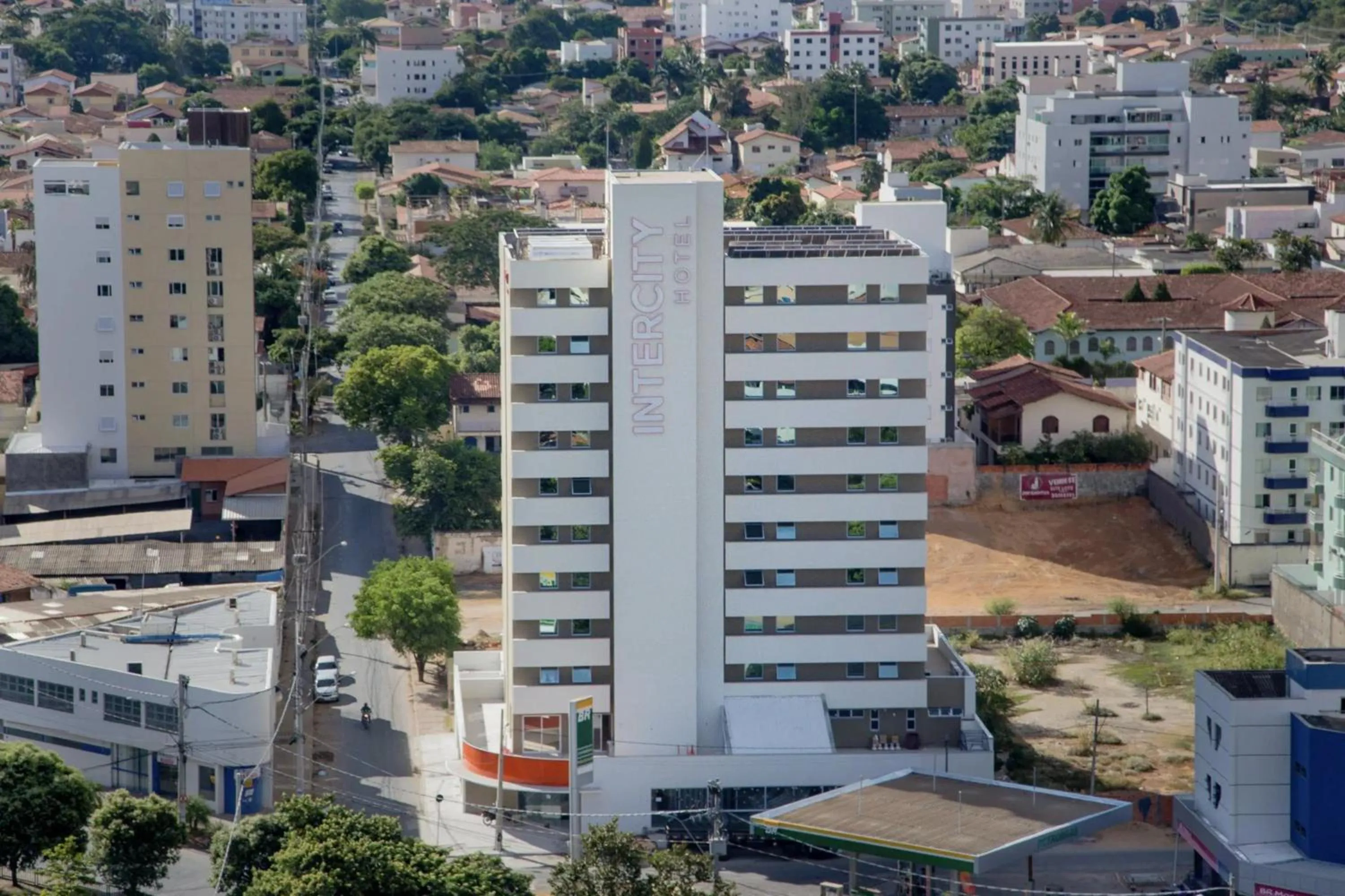 Facade/entrance in Intercity Montes Claros