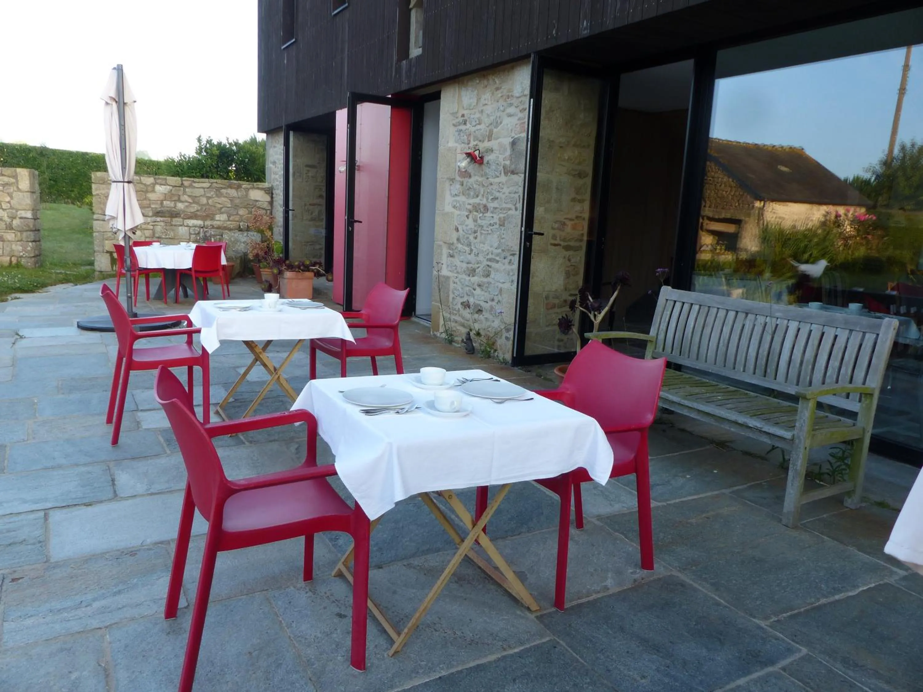 Property building in Les Chambres d'hôtes de Kérasquer