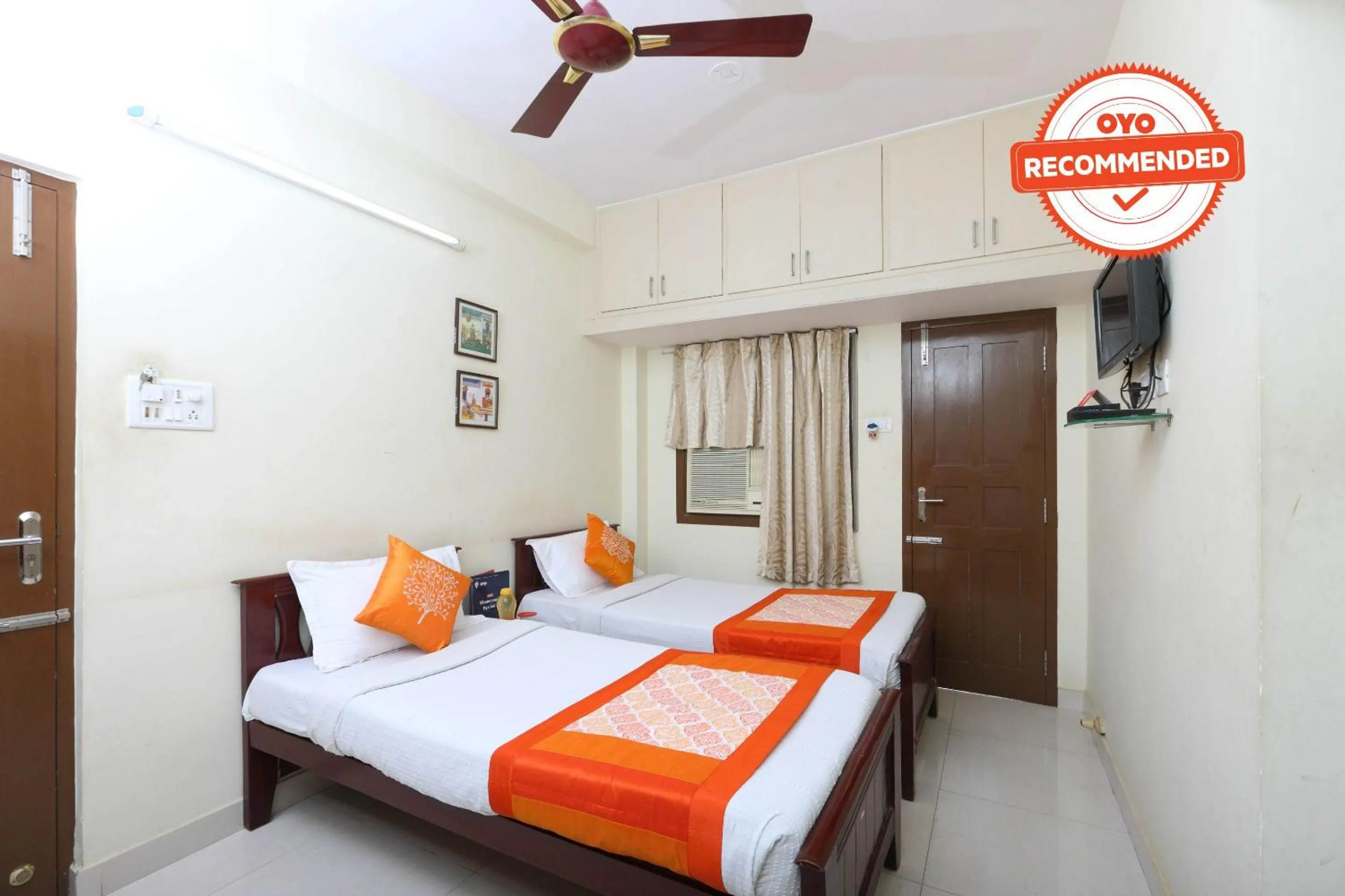 Bedroom, Bed in Super Hotel O Kings Court Near Rela Balaji Hospital