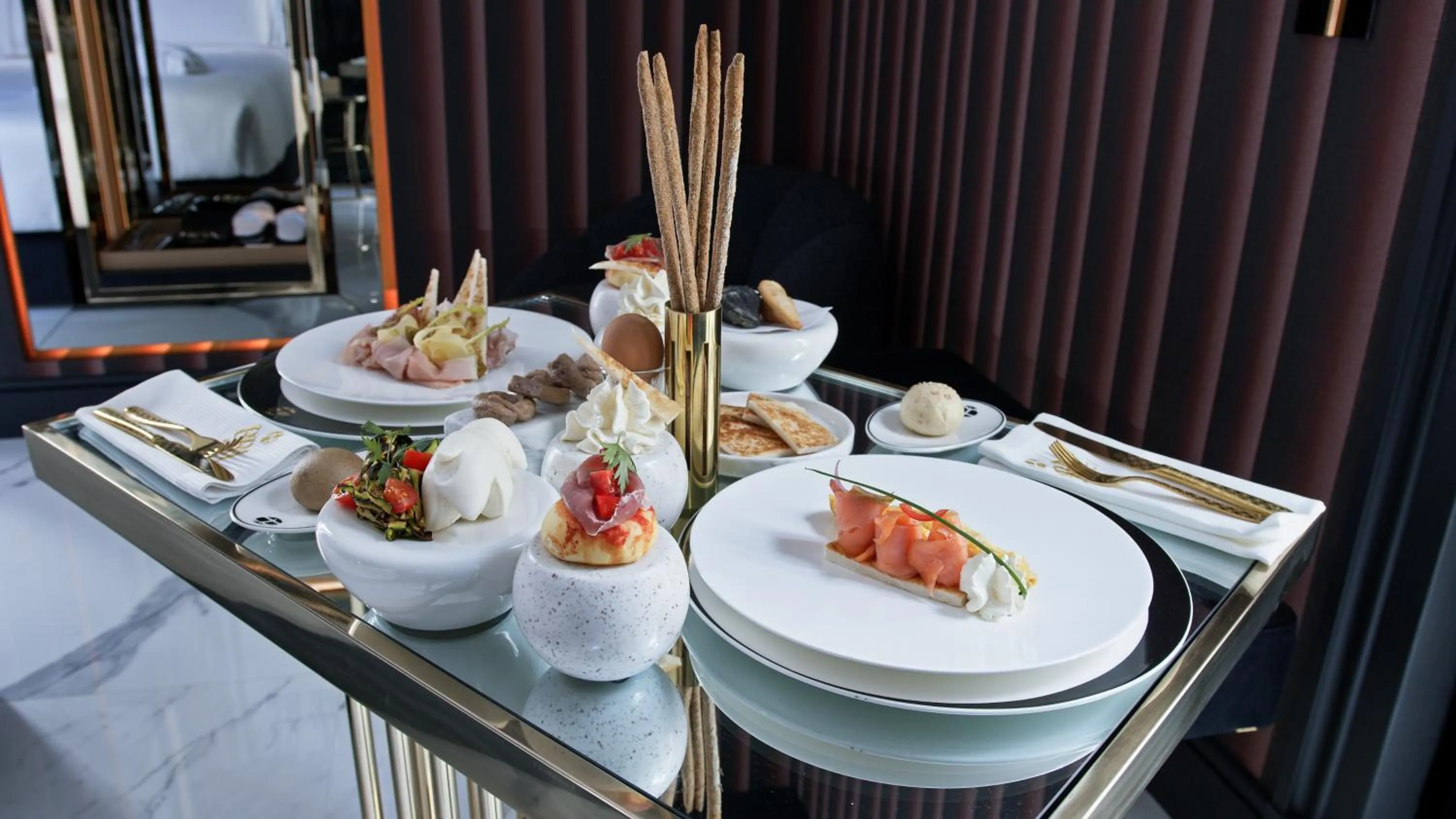 Breakfast in Bra Hotel