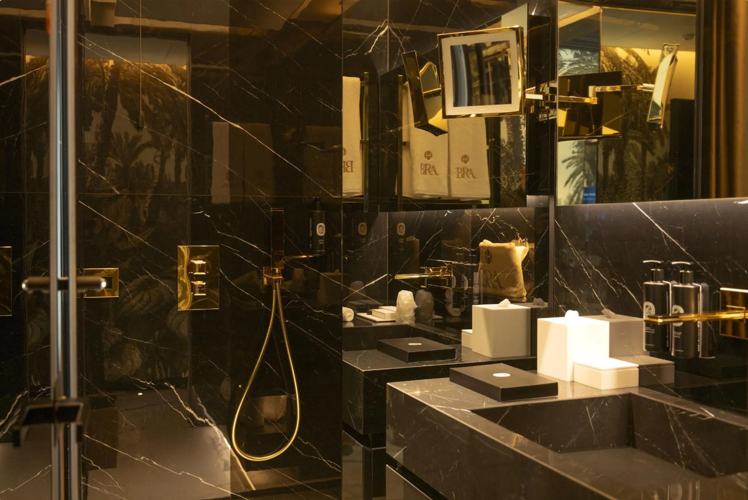 Bathroom in Bra Hotel