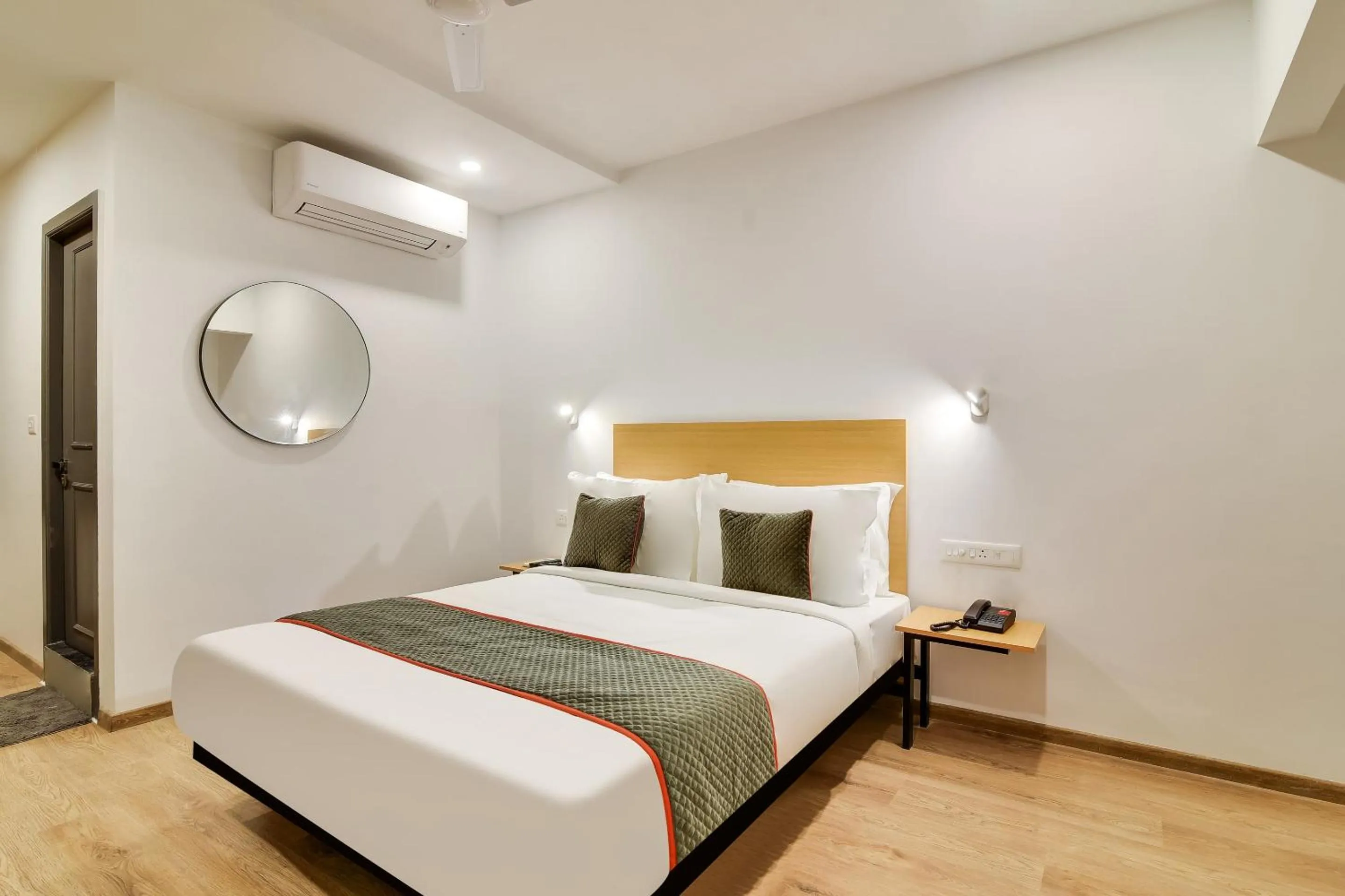 Bedroom, Bed in Townhouse Perfect Stay Near Kauvery Hospital