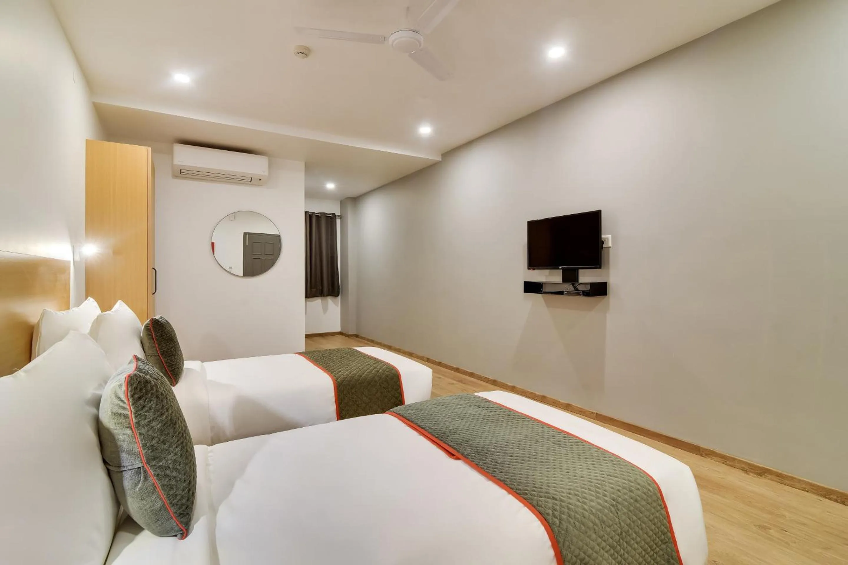 Bedroom, Bed in Townhouse Perfect Stay Near Kauvery Hospital