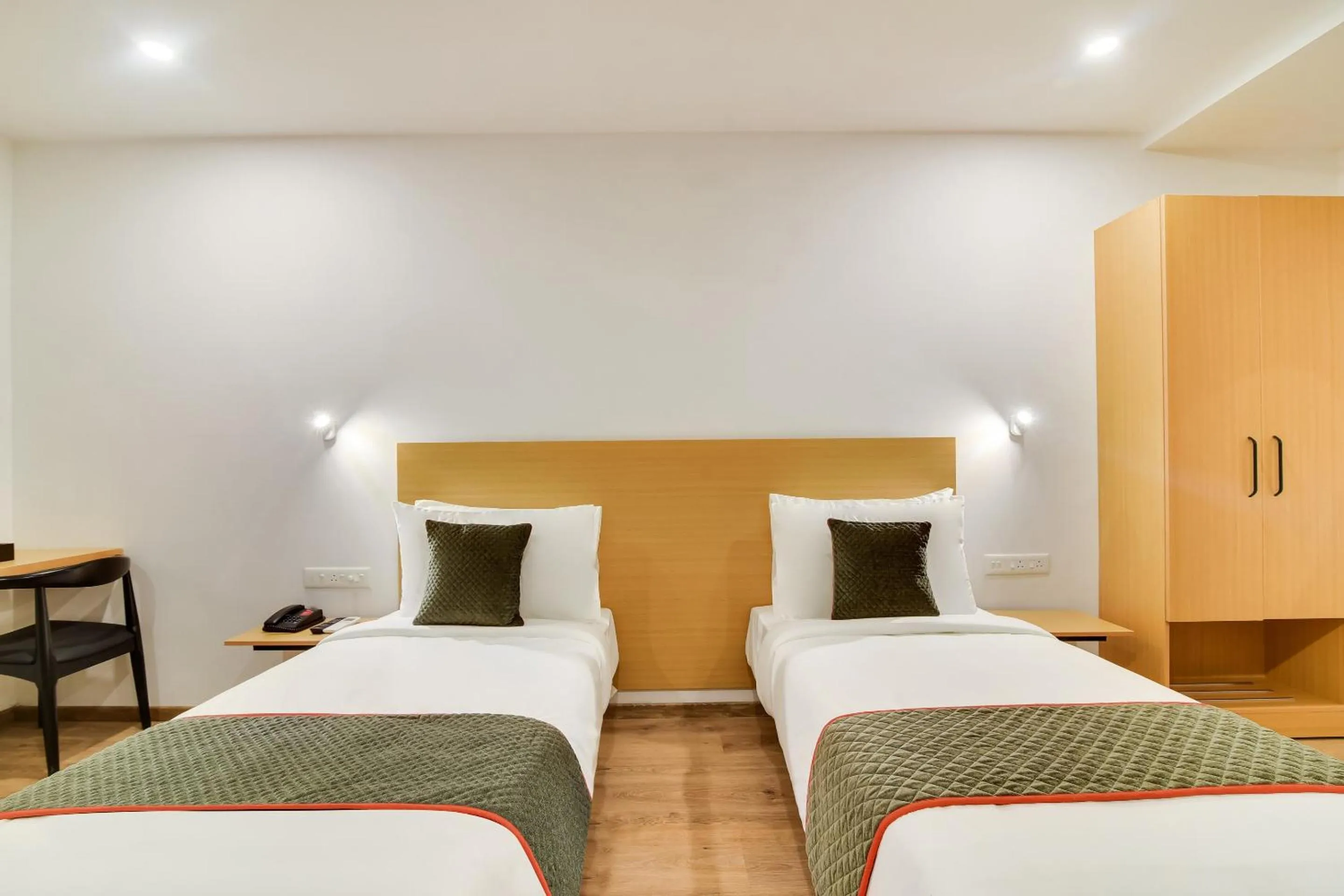 Bedroom, Bed in Townhouse Perfect Stay Near Kauvery Hospital