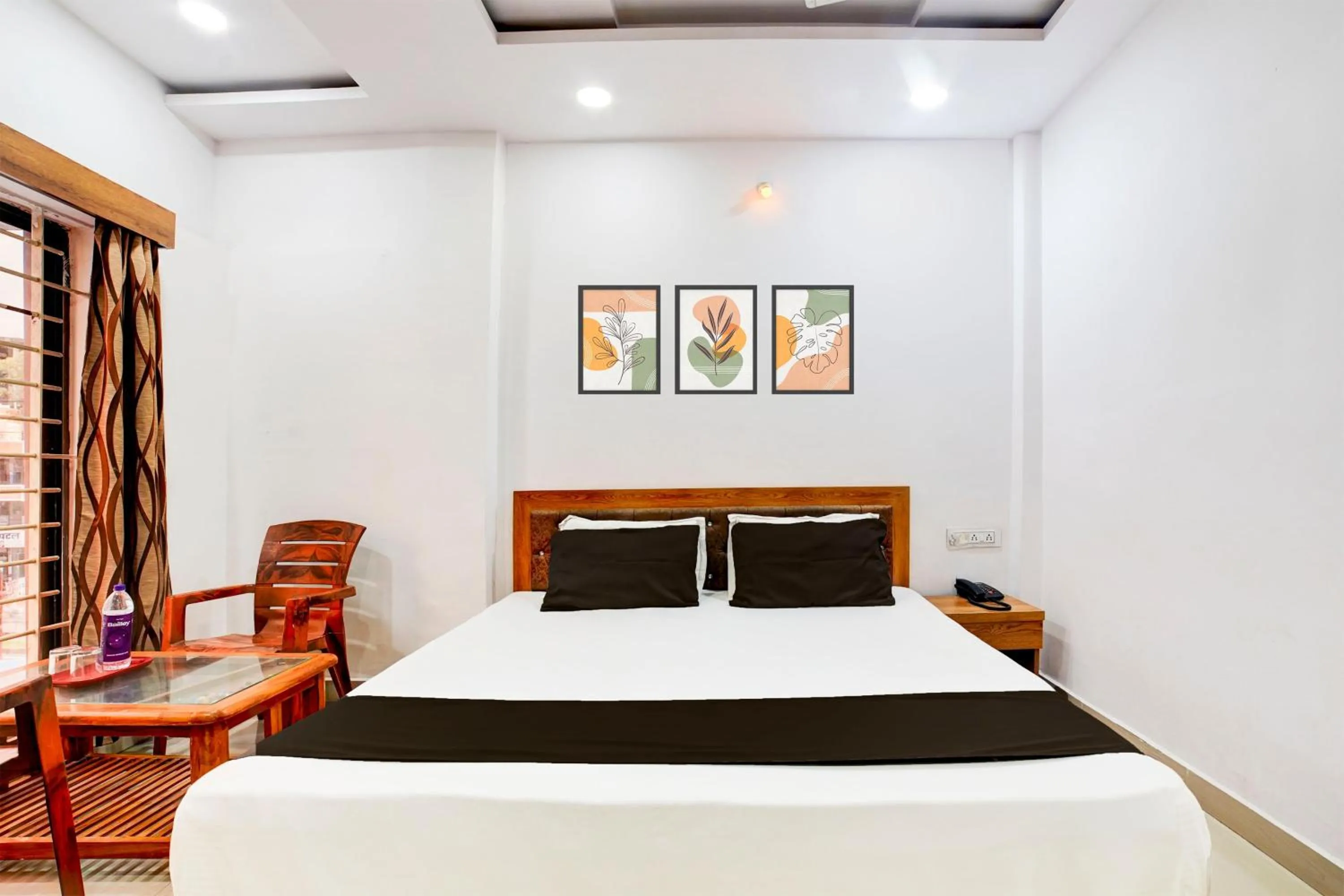 Bedroom, Bed in Hotel O Lake Link