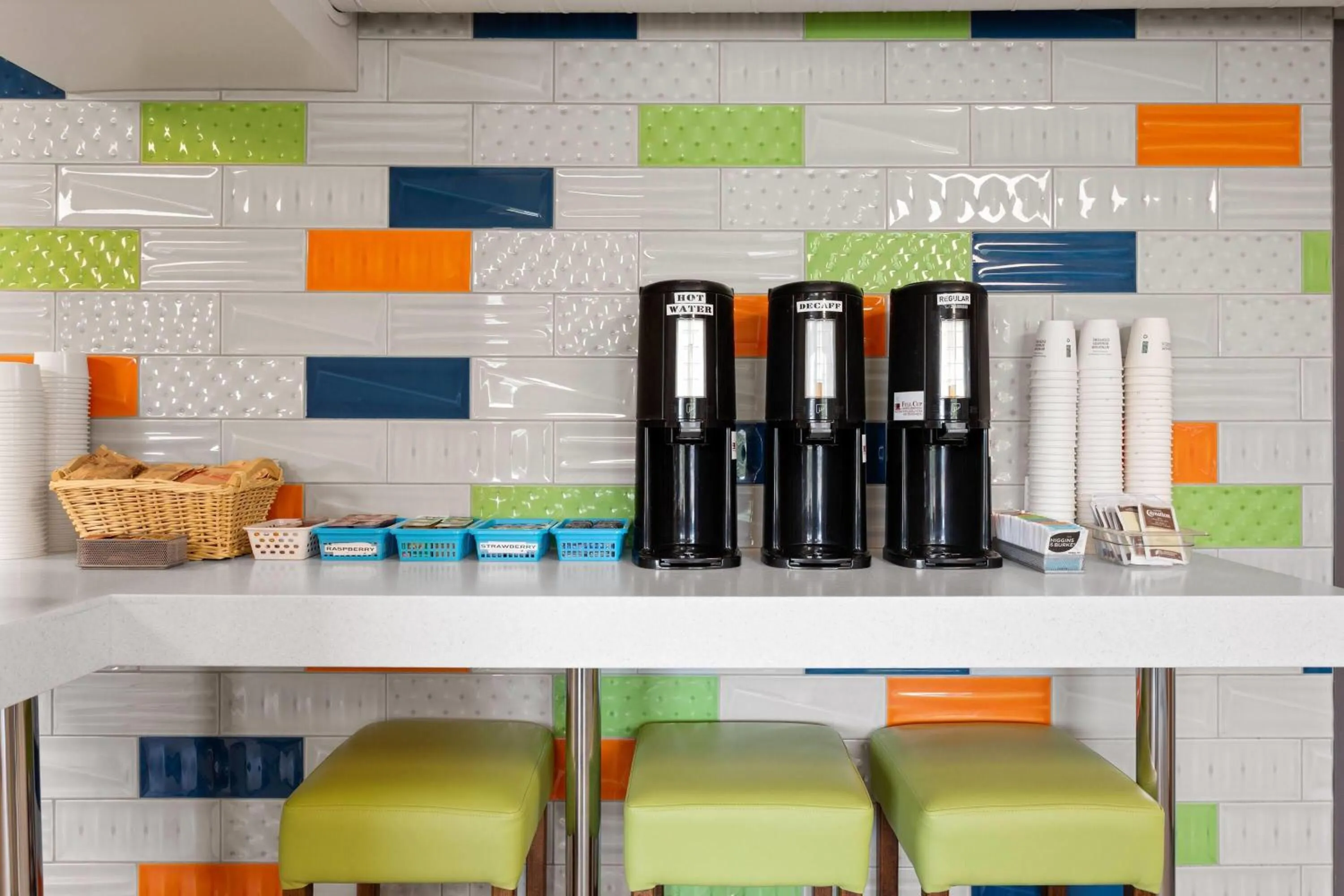 Breakfast in Super 8 by Wyndham Sault Ste Marie On