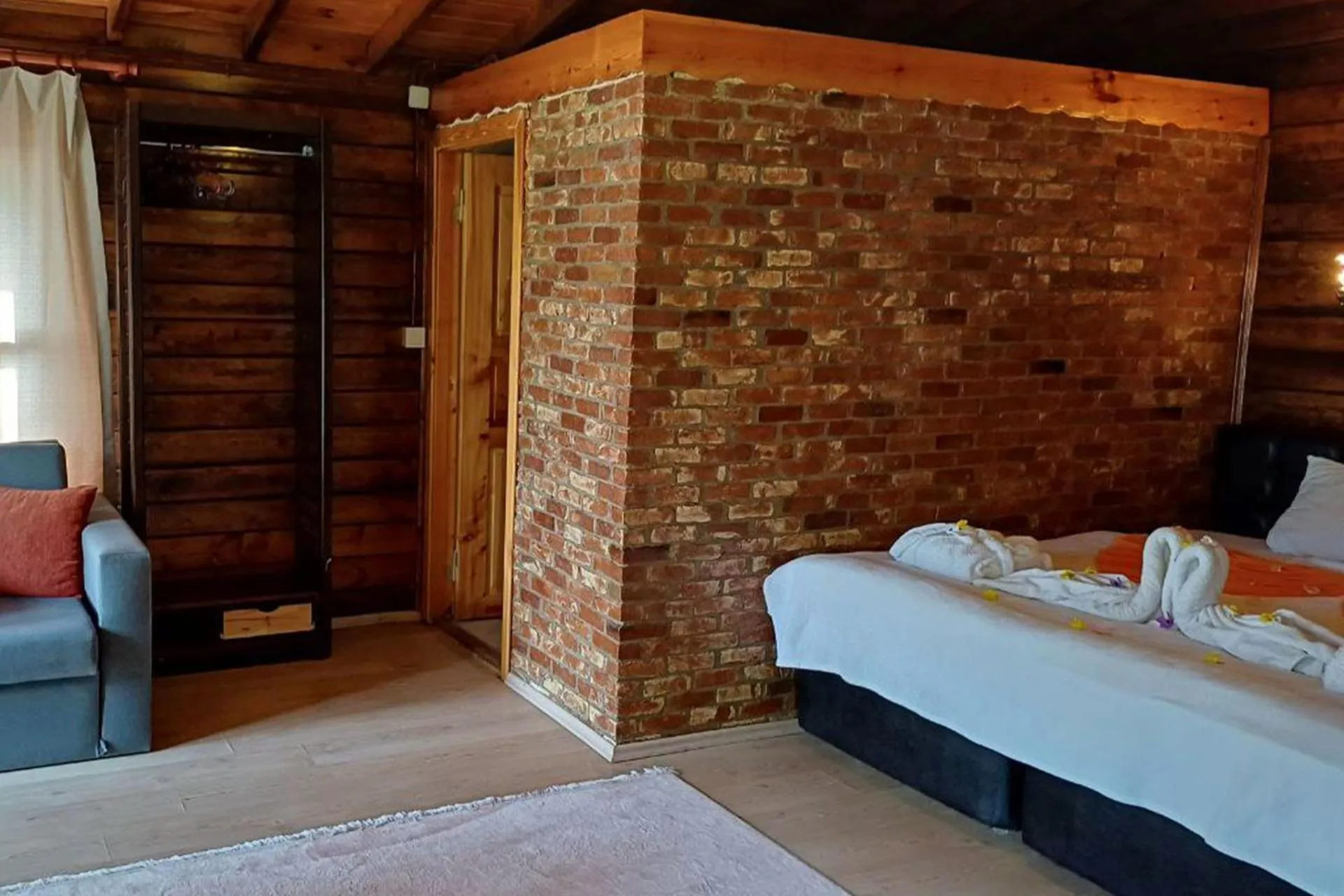 Bed in Angels Garden Hotel