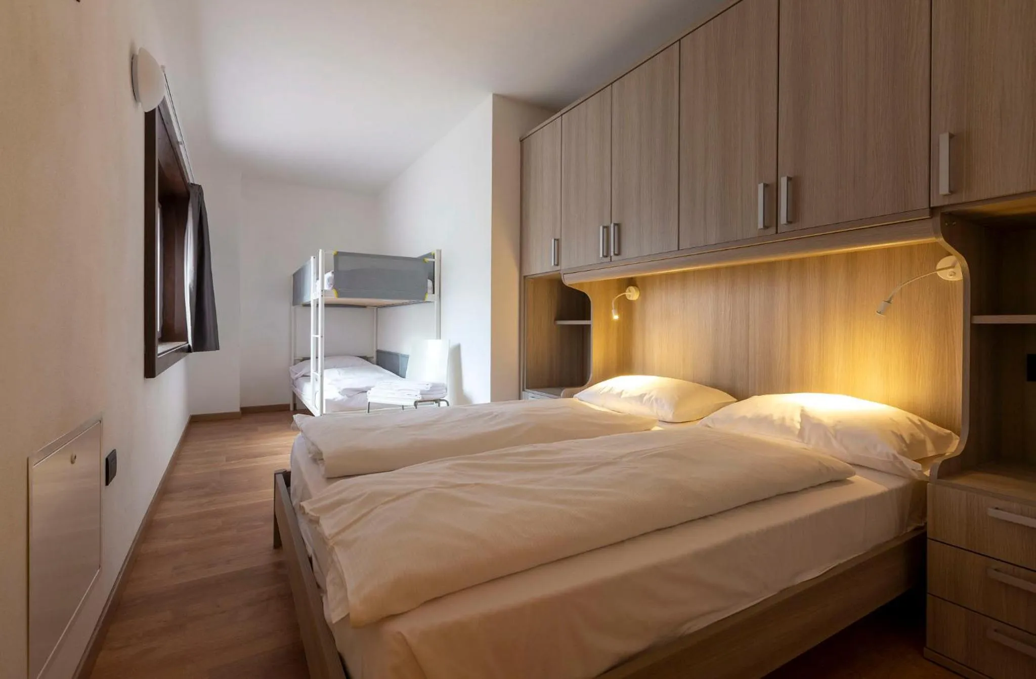 Bed in Residence Adele