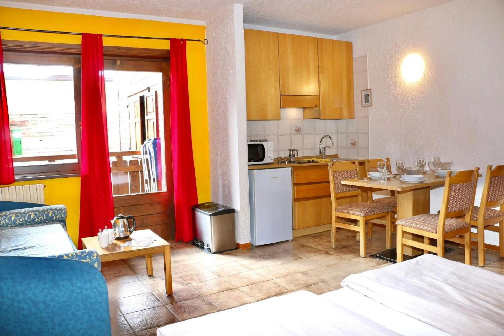 Bed in Residence Adele