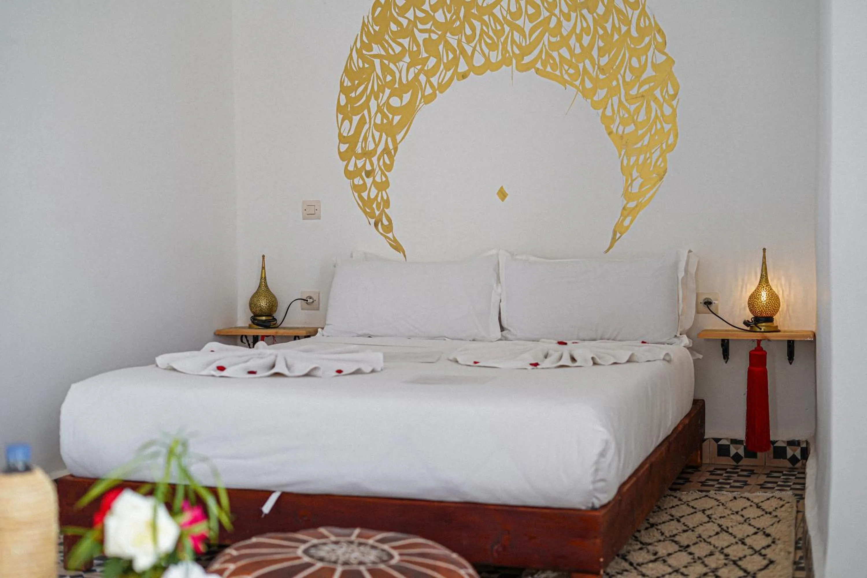 Bedroom, Bed in Riad Tzizwit Boutique Hotel & SPA