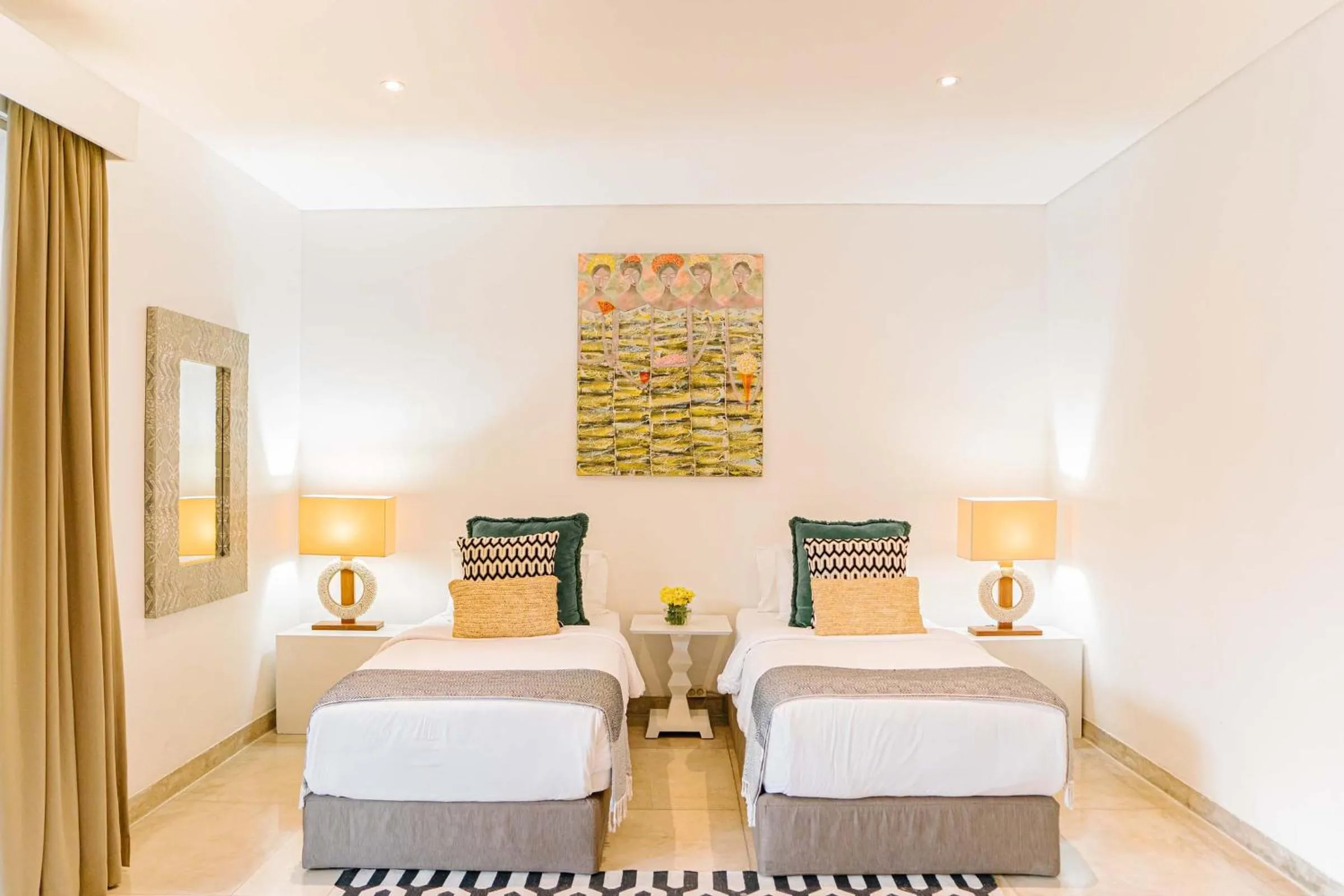 Bed in CassaMia Bali - Spacious Luxury 5 Bedroom Villa