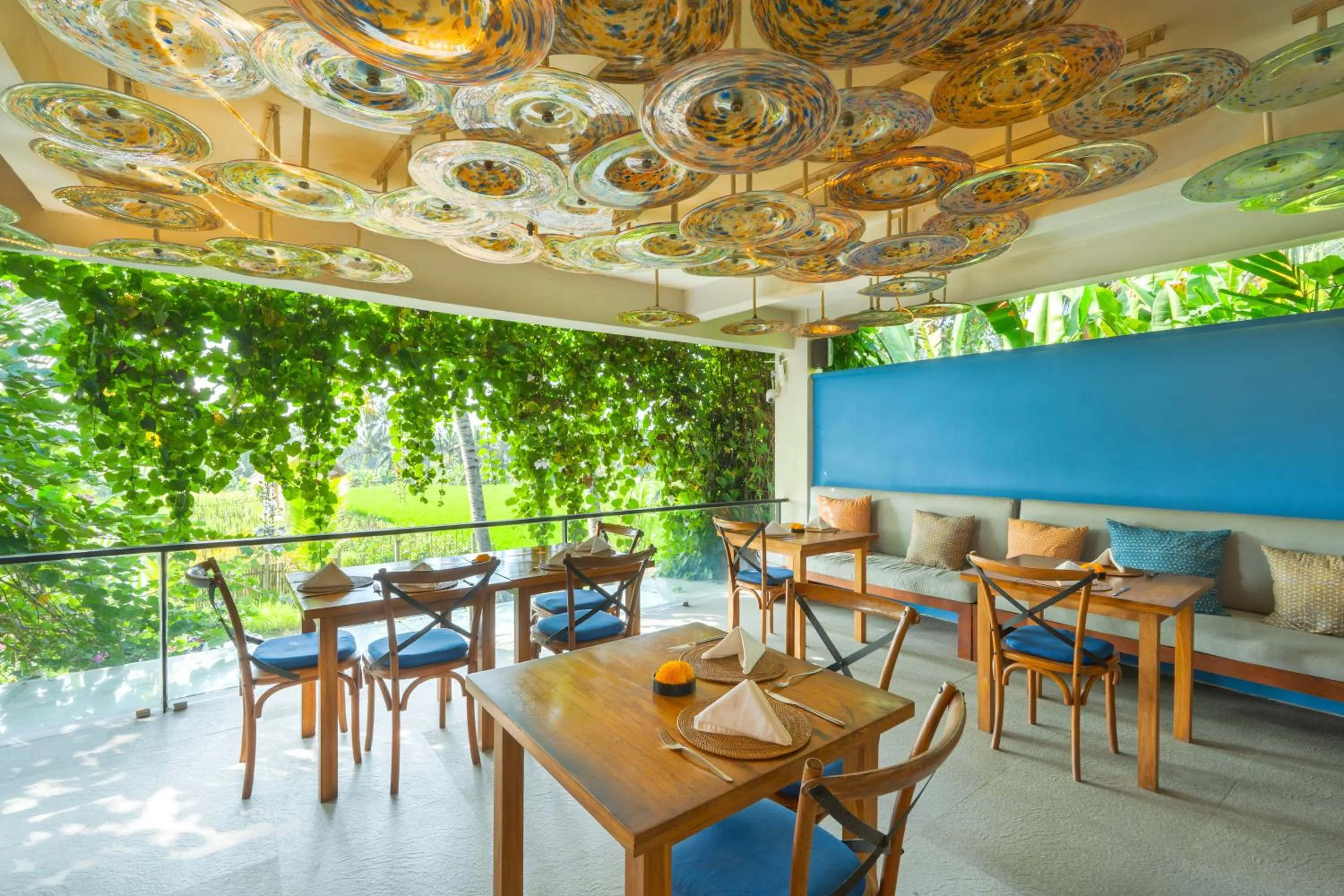 Restaurant/places to eat in Samkhya Villas - Free 1x Floating Breakfast or Minibar