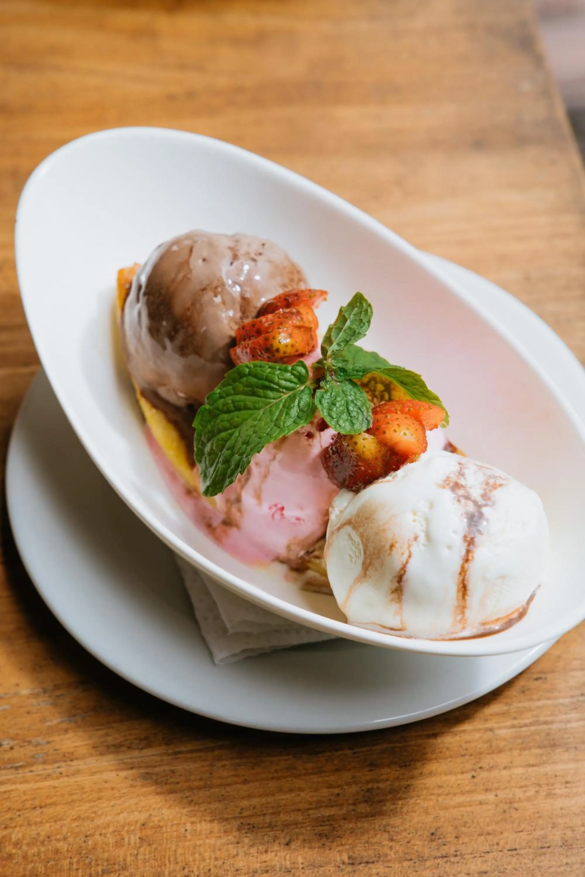 Food in Samkhya Villas - Free 1x Floating Breakfast or Minibar