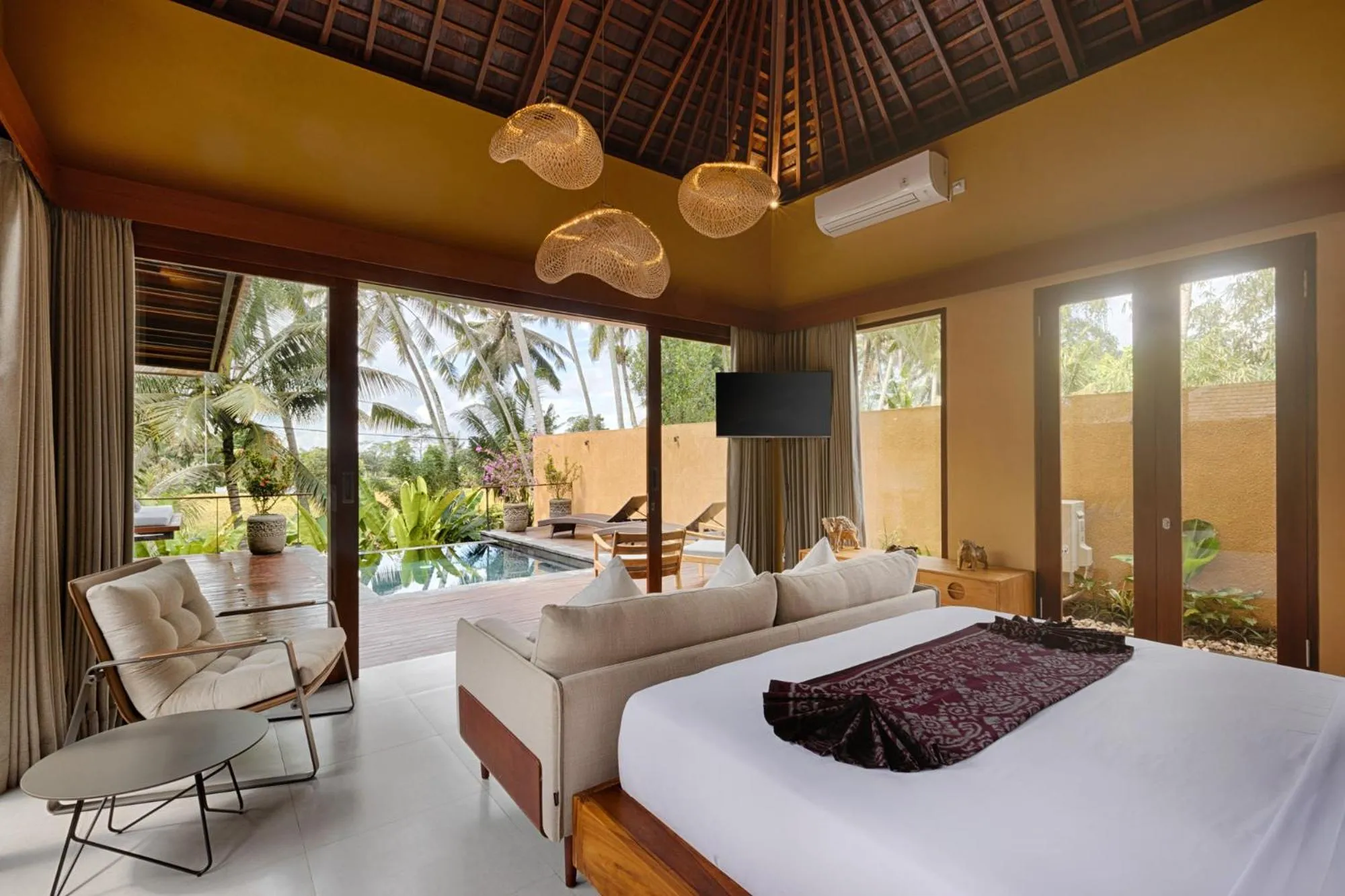 Bedroom, Bed in Samkhya Villas - Free 1x Floating Breakfast or Minibar