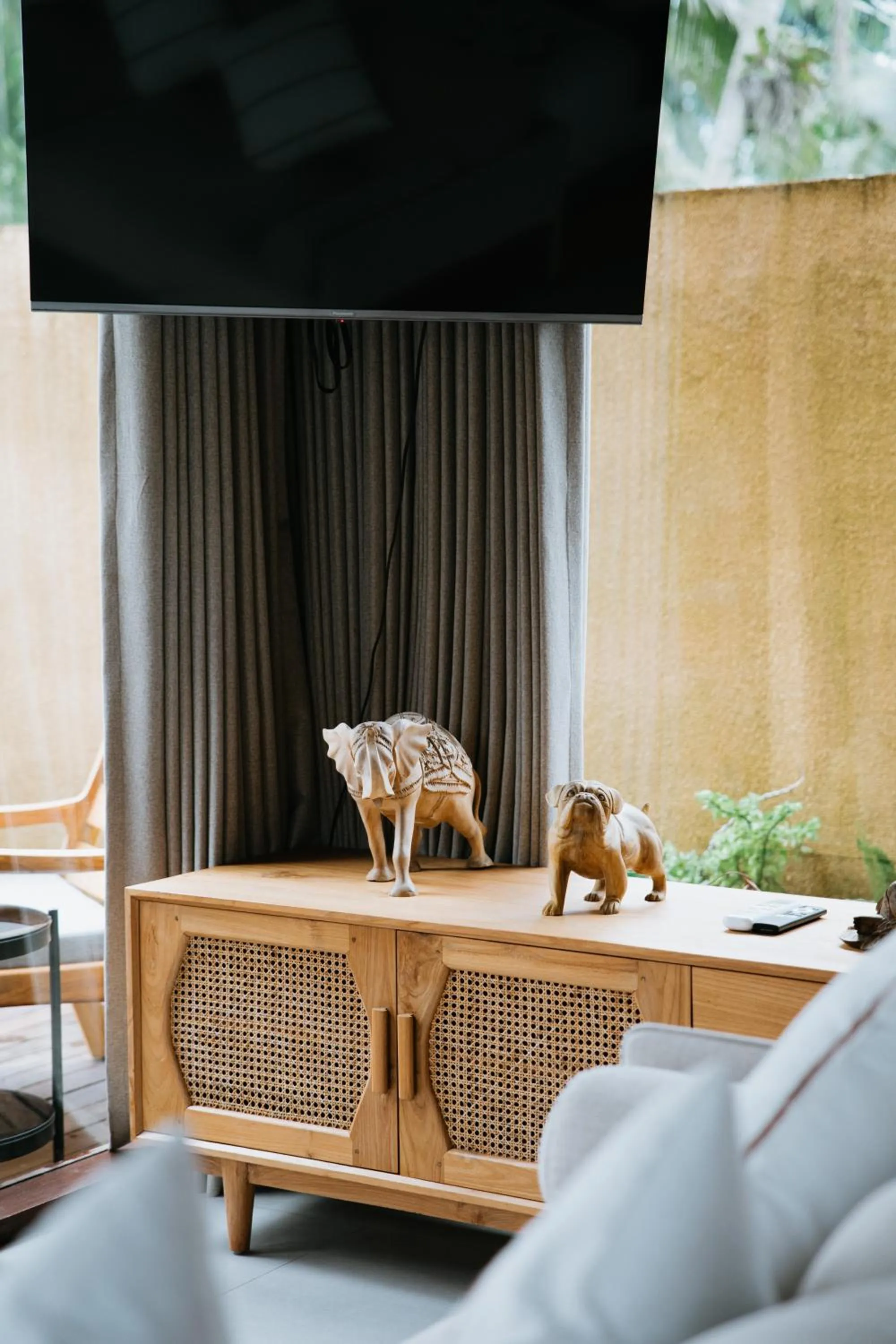 TV and multimedia in Samkhya Villas - Free 1x Floating Breakfast or Minibar