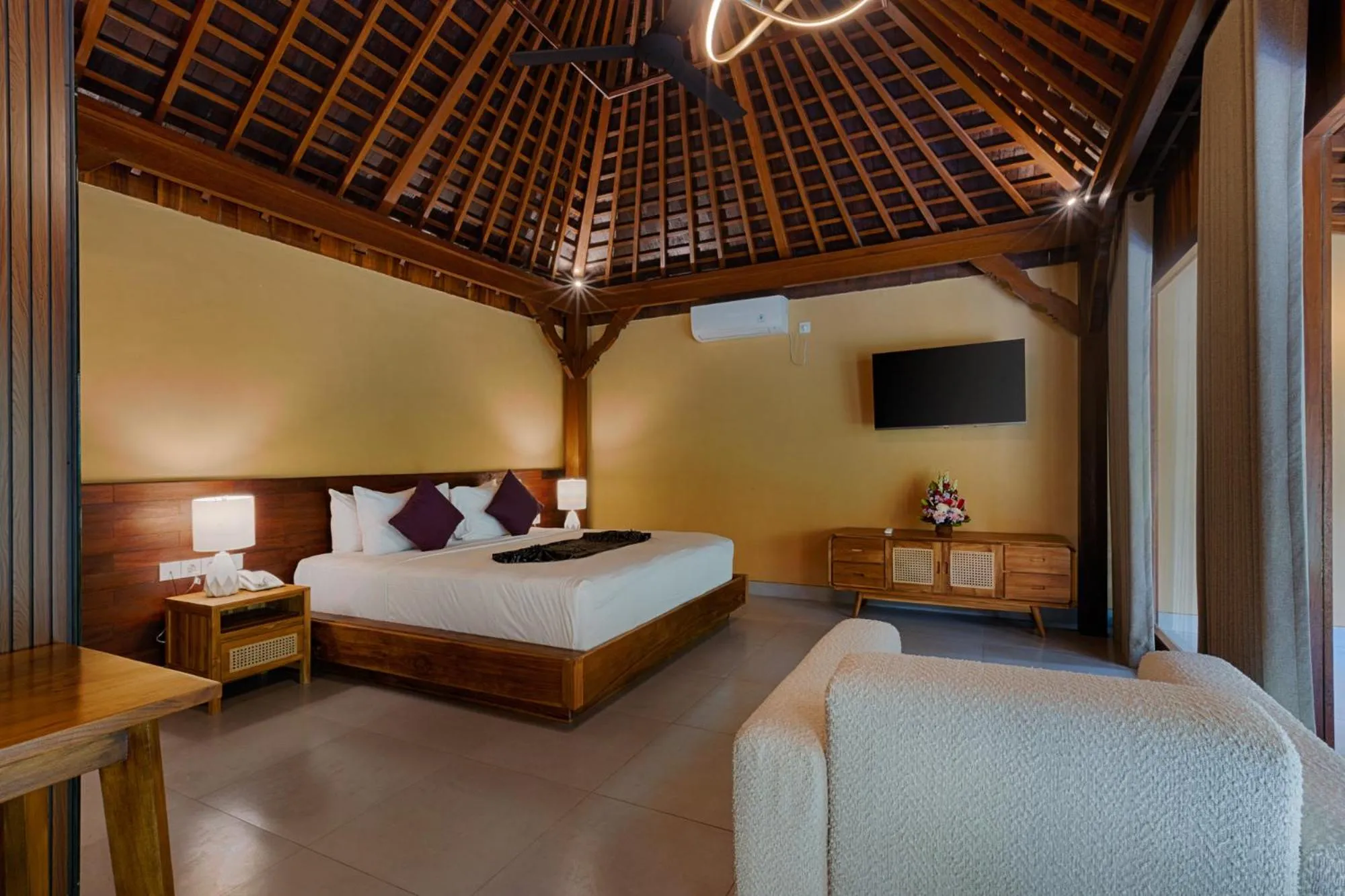 Bedroom, Bed in Samkhya Villas - Free 1x Floating Breakfast or Minibar