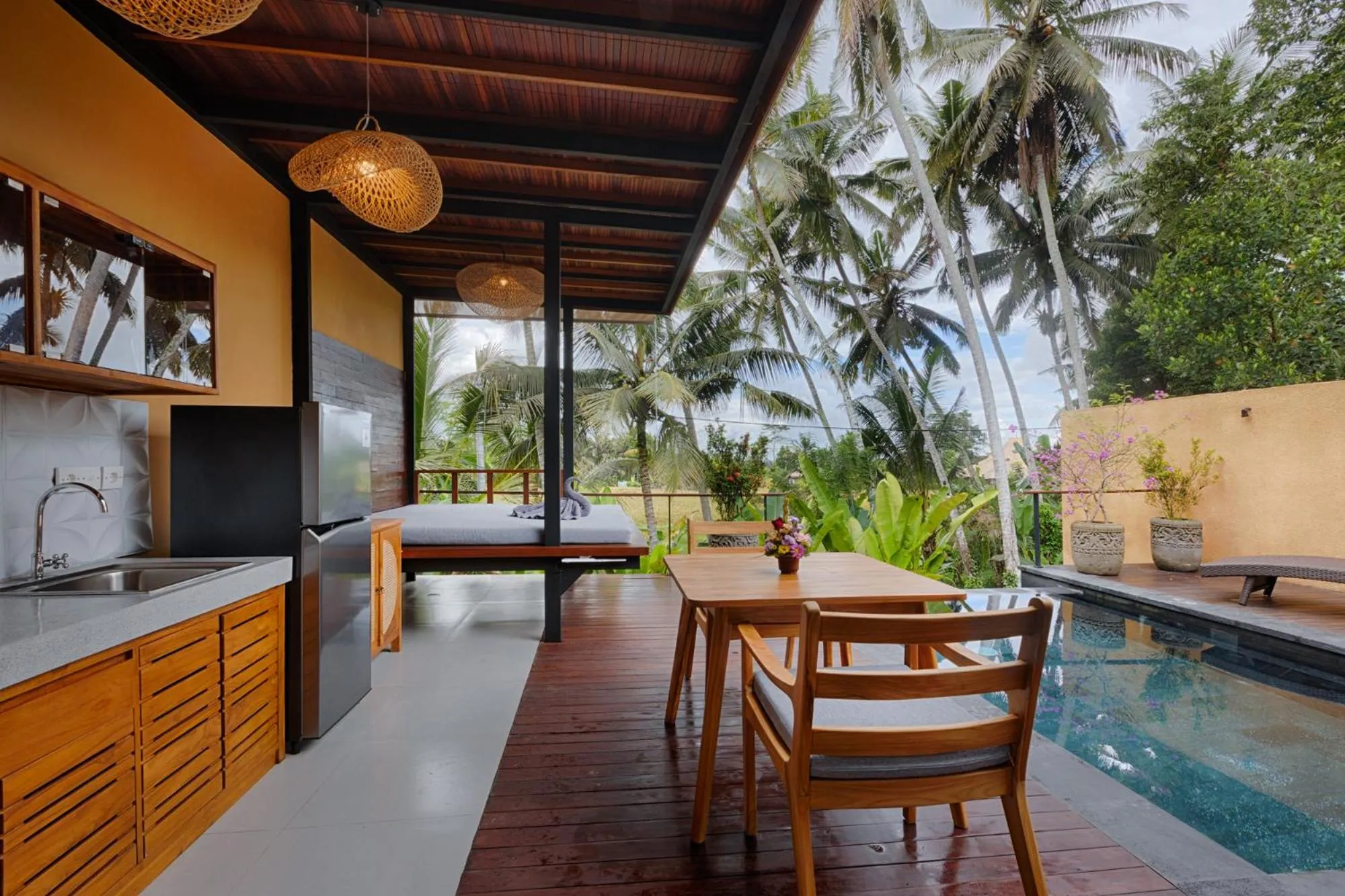 Dining area in Samkhya Villas - Free 1x Floating Breakfast or Minibar