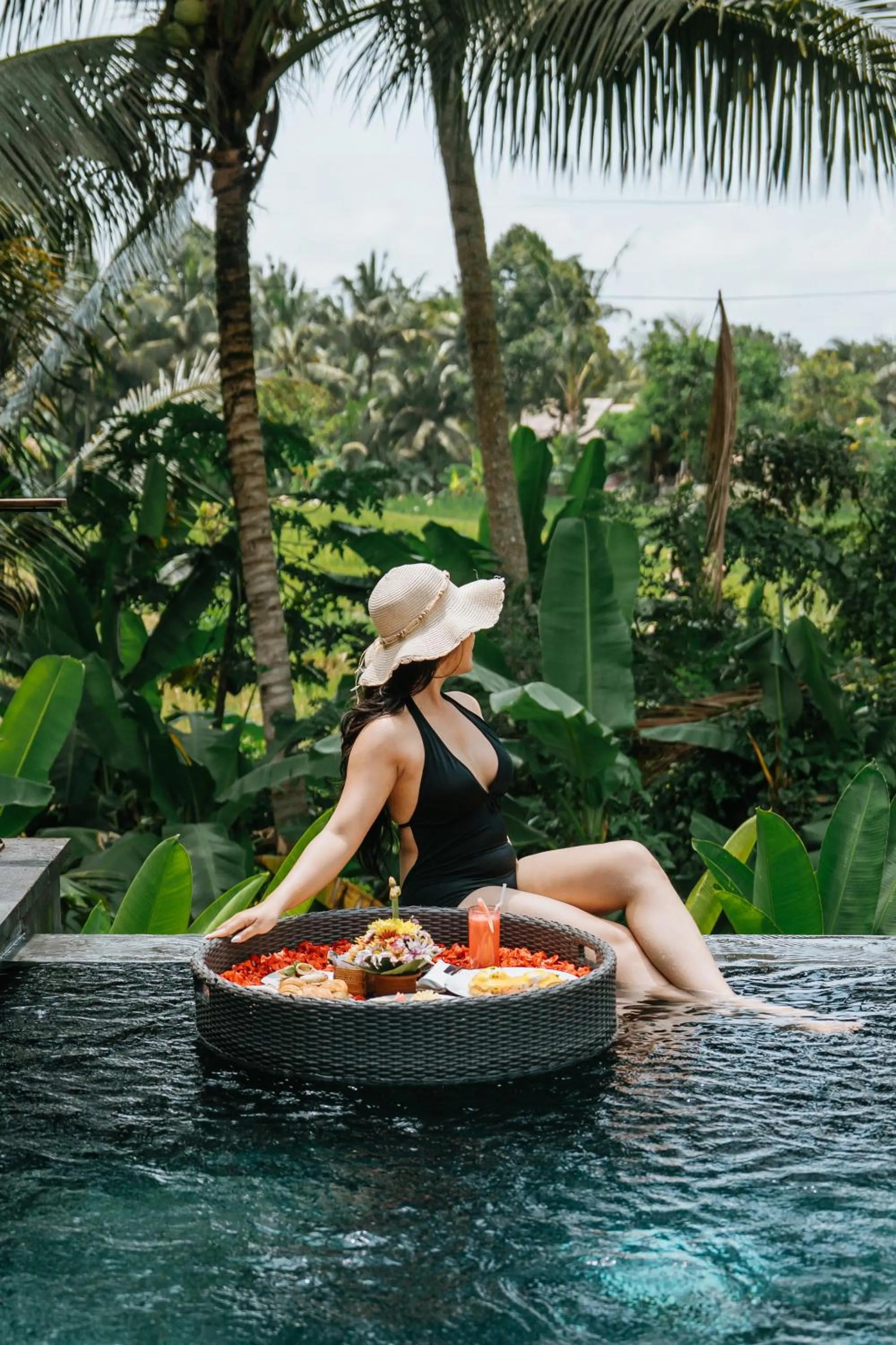 Guests in Samkhya Villas - Free 1x Floating Breakfast or Minibar