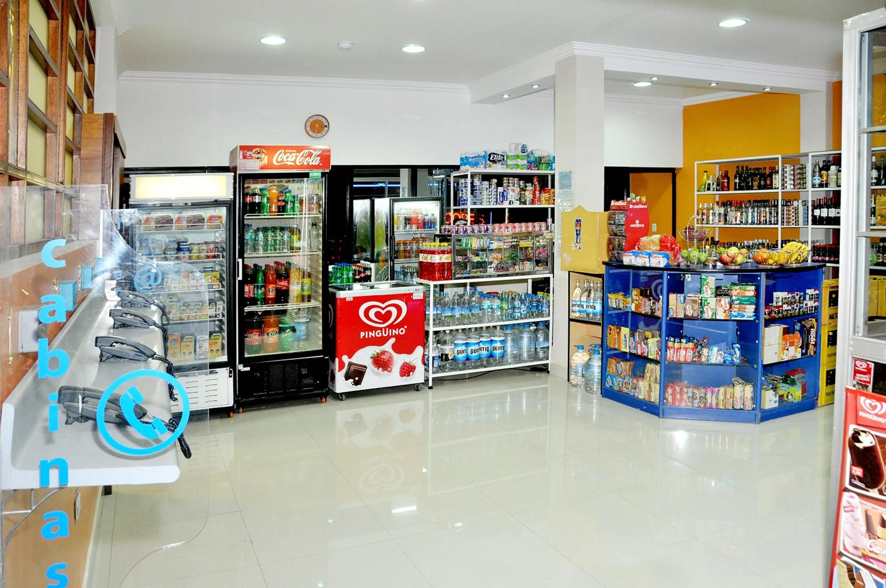 On-site shops in Hotel Margarita 2