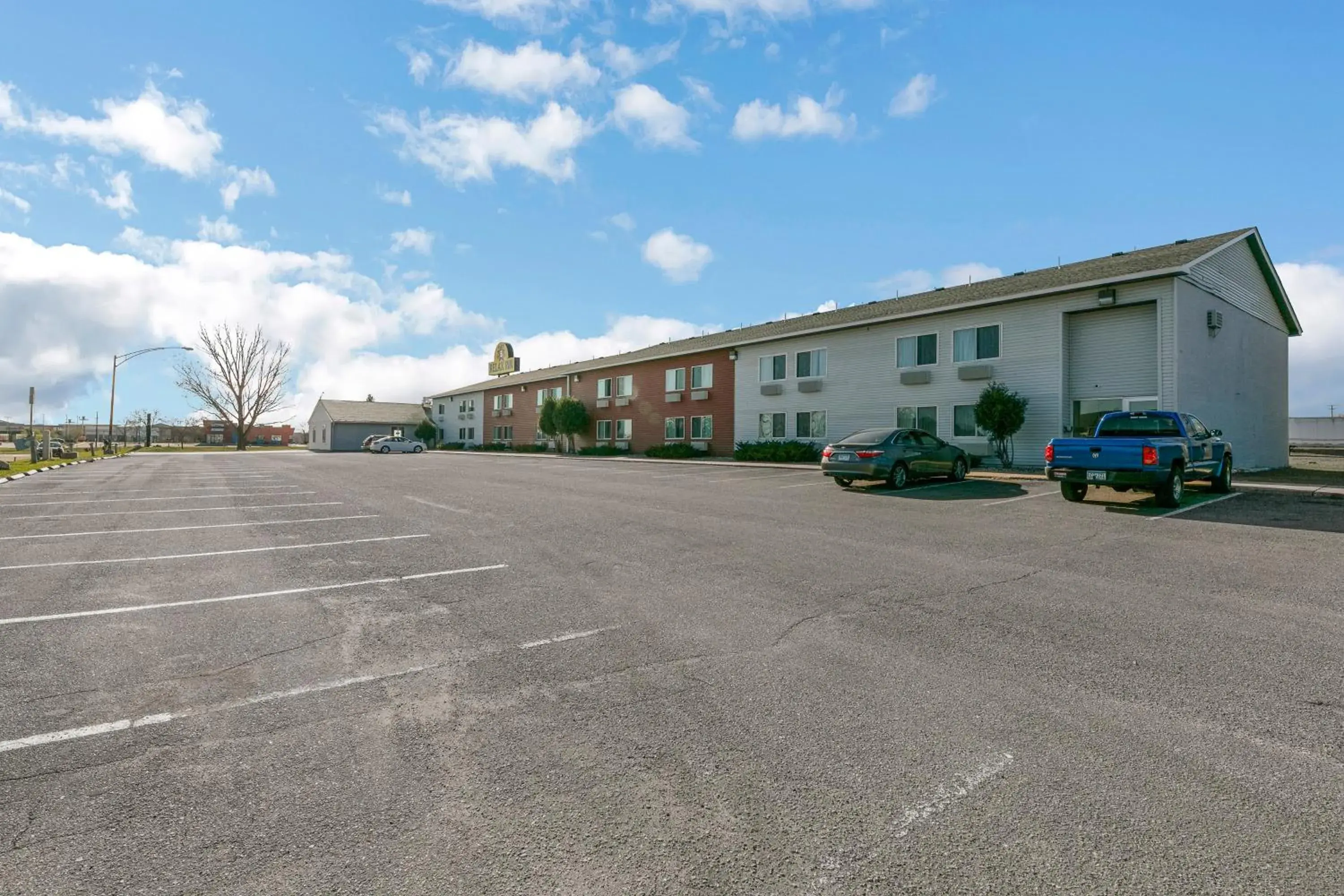 Property Building in Days Inn by Wyndham Alexandria MN Property Building in Days Inn by Wyndham Alexandria MN