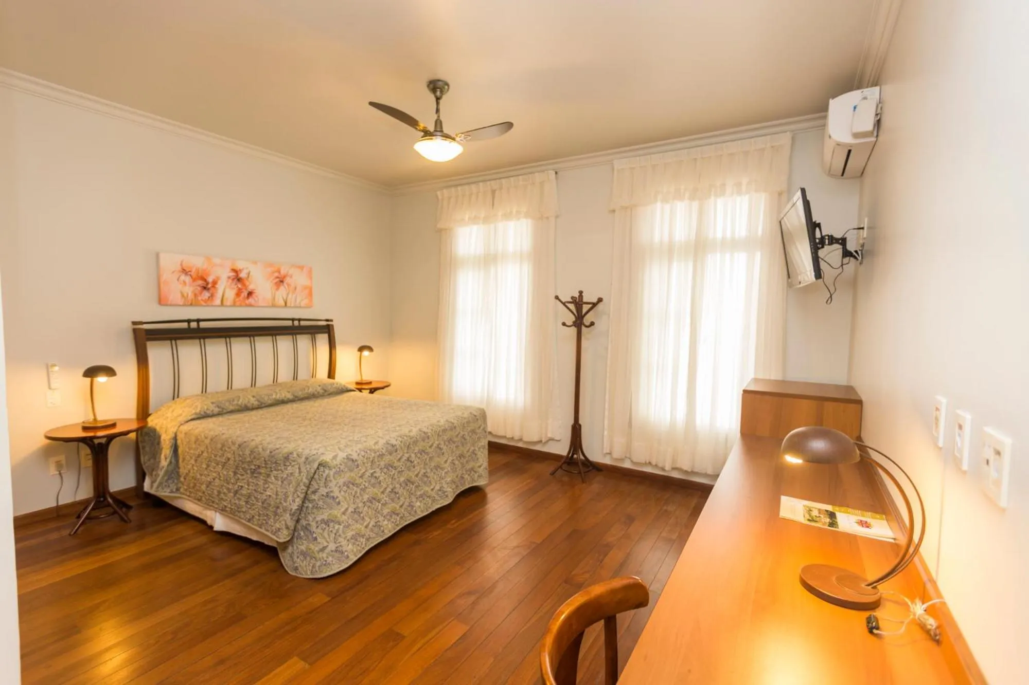 Bedroom, Bed in Hotel Villa Michelon