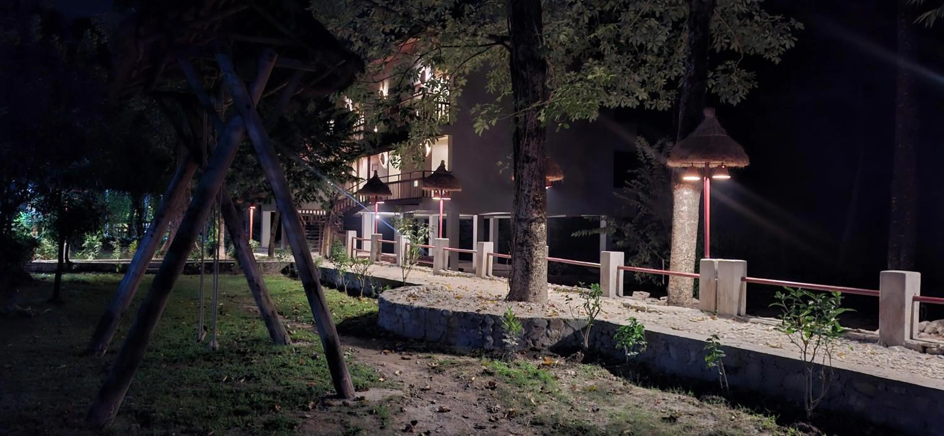 Garden in River View Jungle Camp