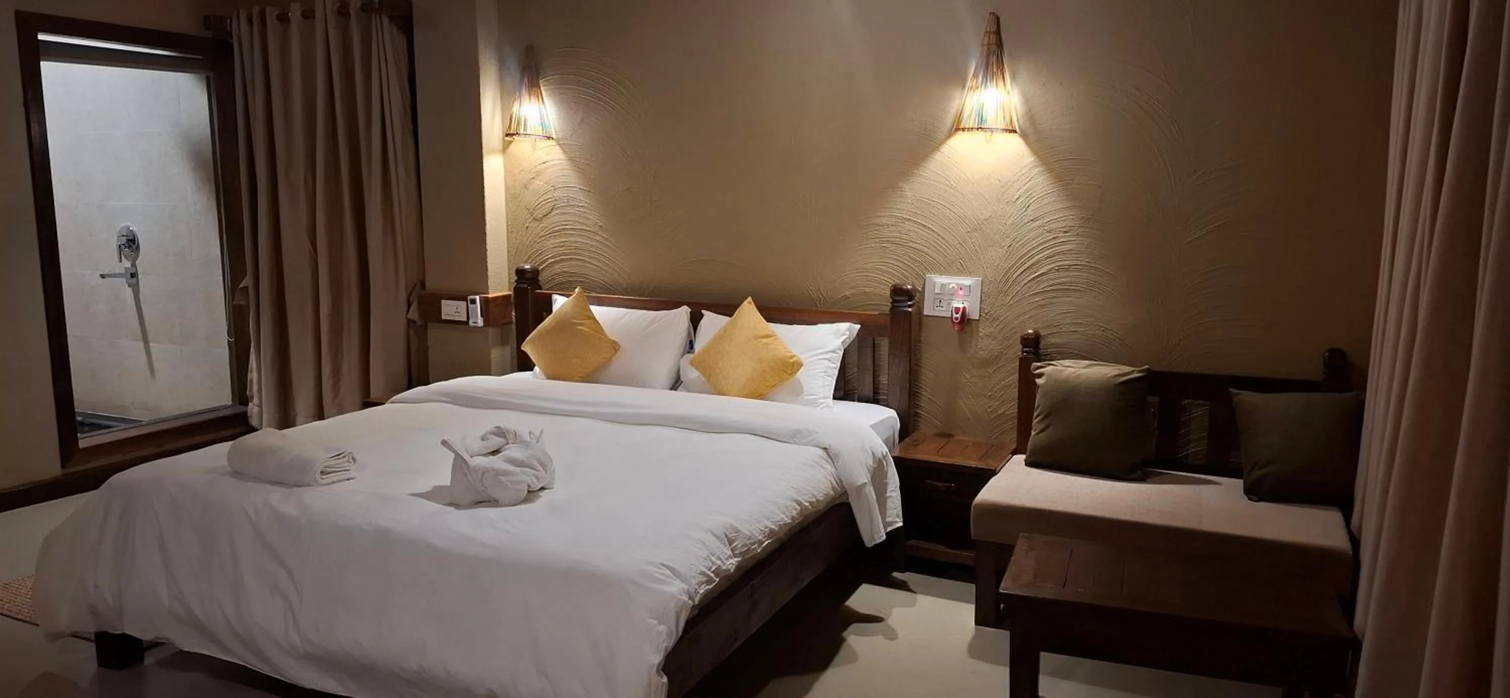 Bedroom, Bed in River View Jungle Camp