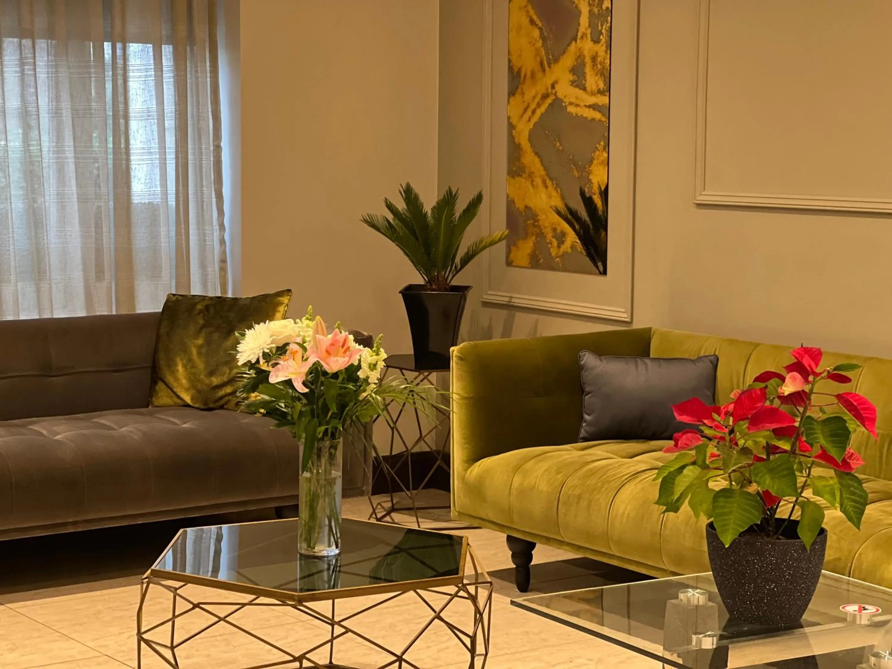 Property building in Park Avenue Bayswater Inn Hyde Park