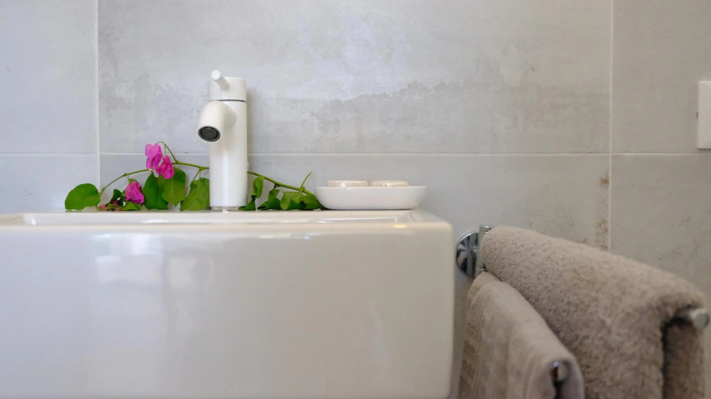 Bathroom in Kobe House