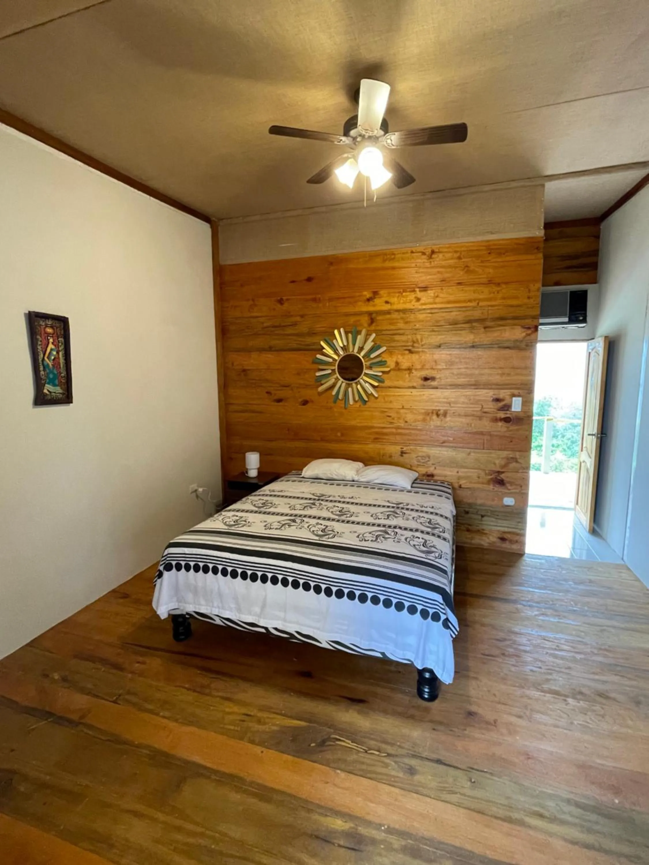 Toilet, Bed in Punta Hills Montanita