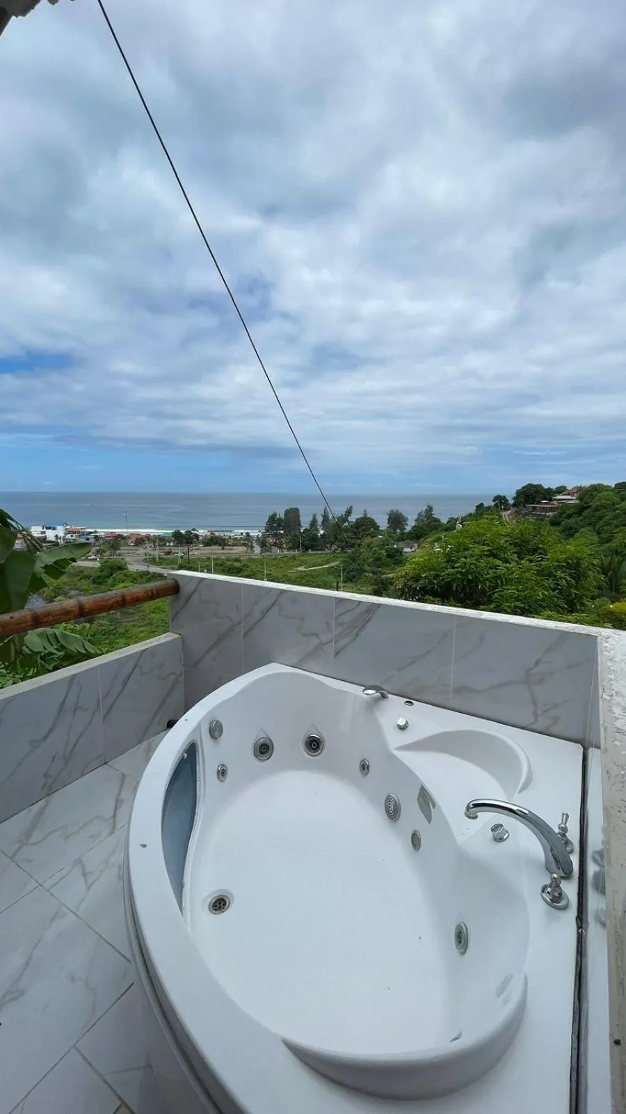 Day in Punta Hills Montanita