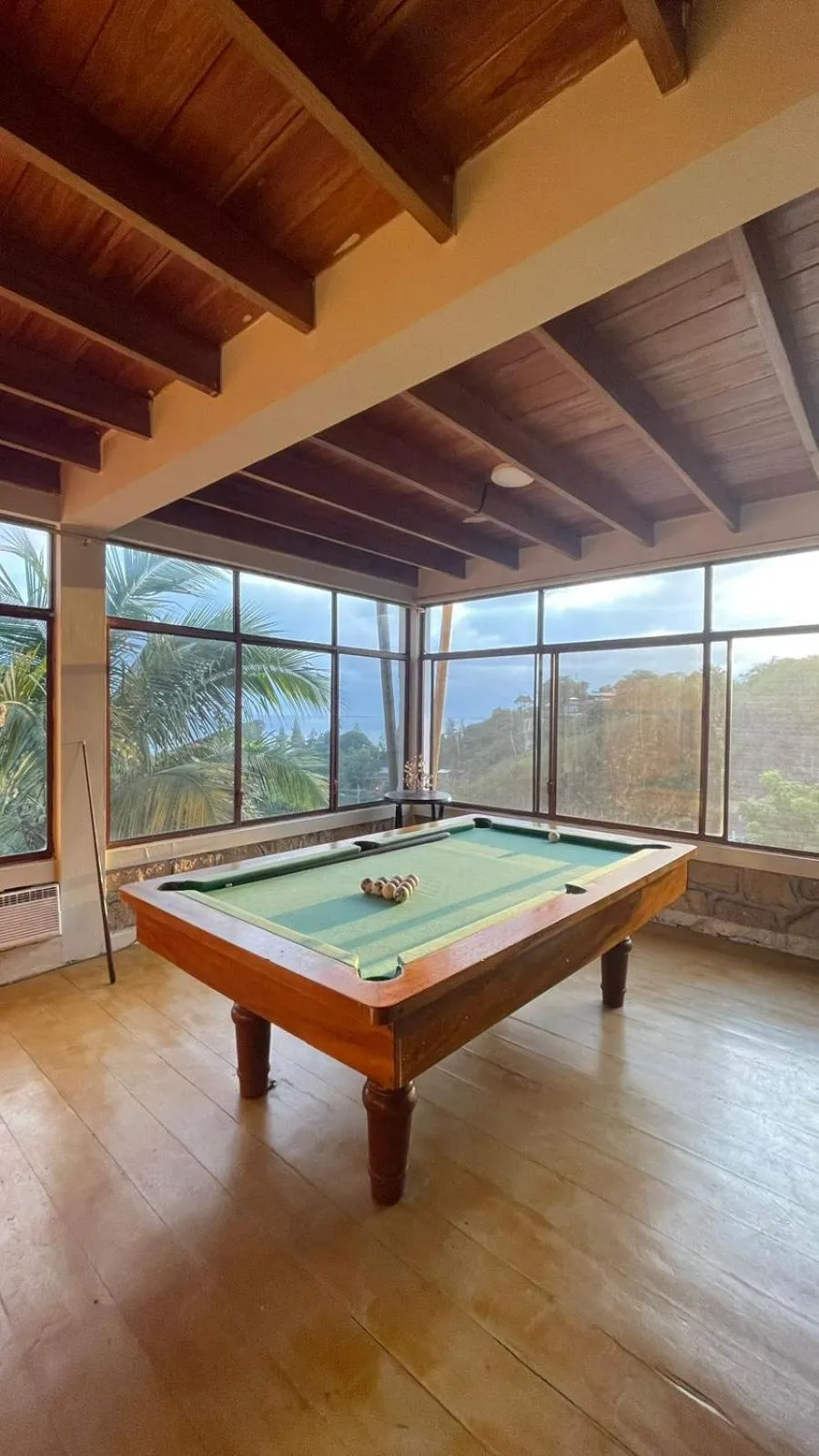 Billiard in Punta Hills Montanita