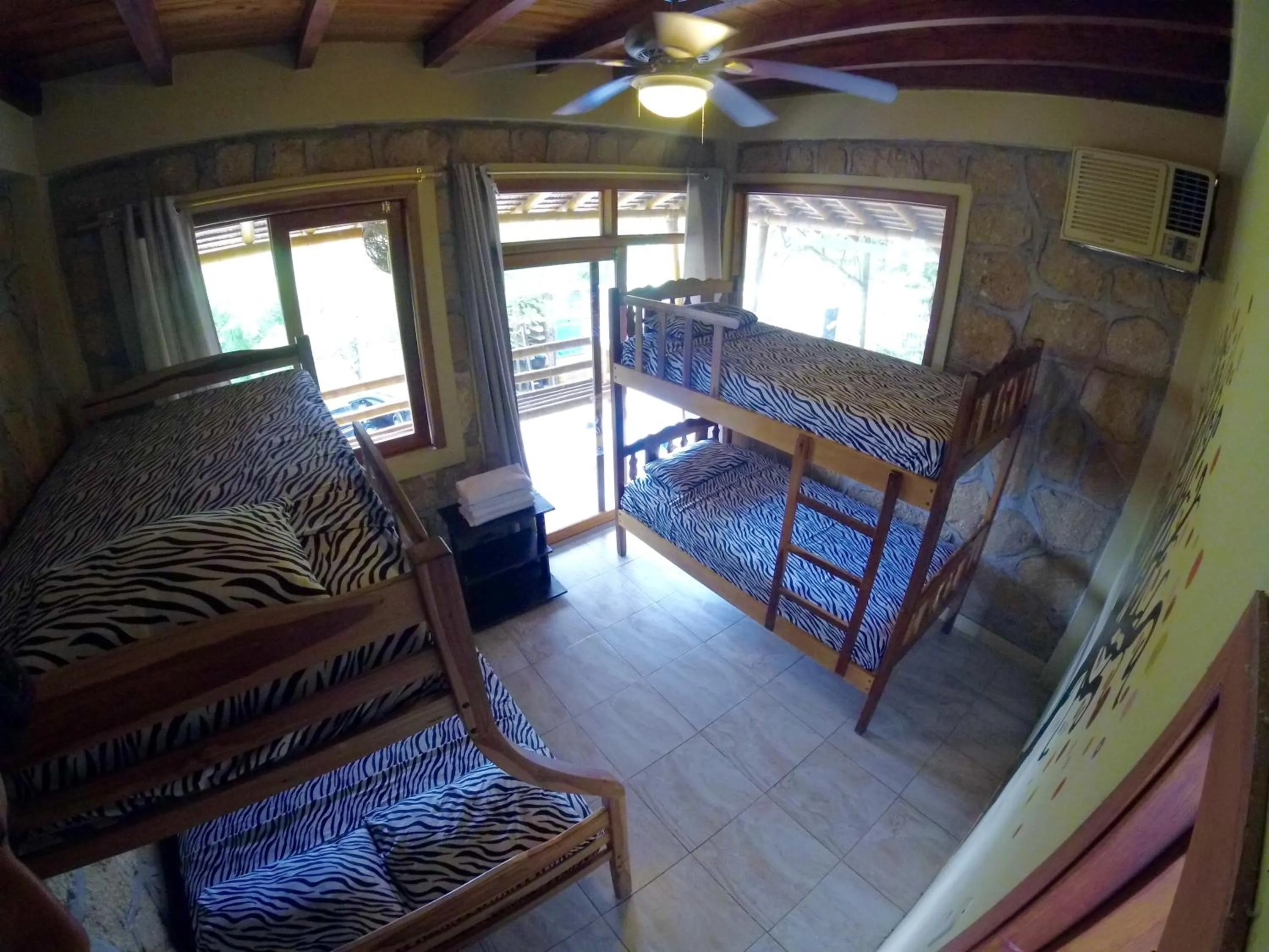 bunk bed in Punta Hills Montanita