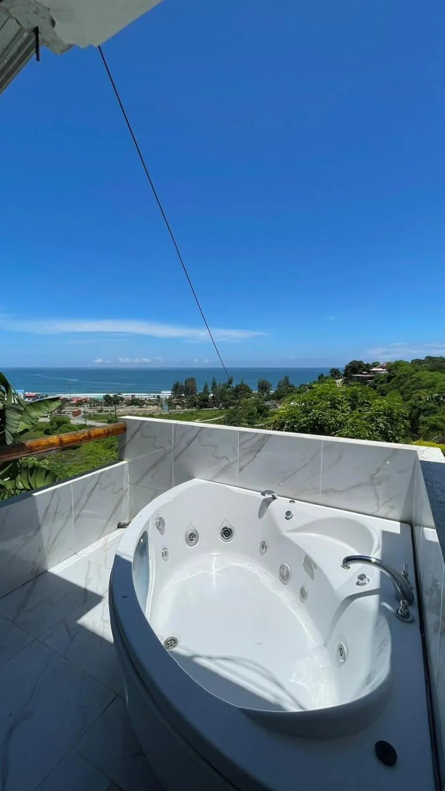 Day in Punta Hills Montanita