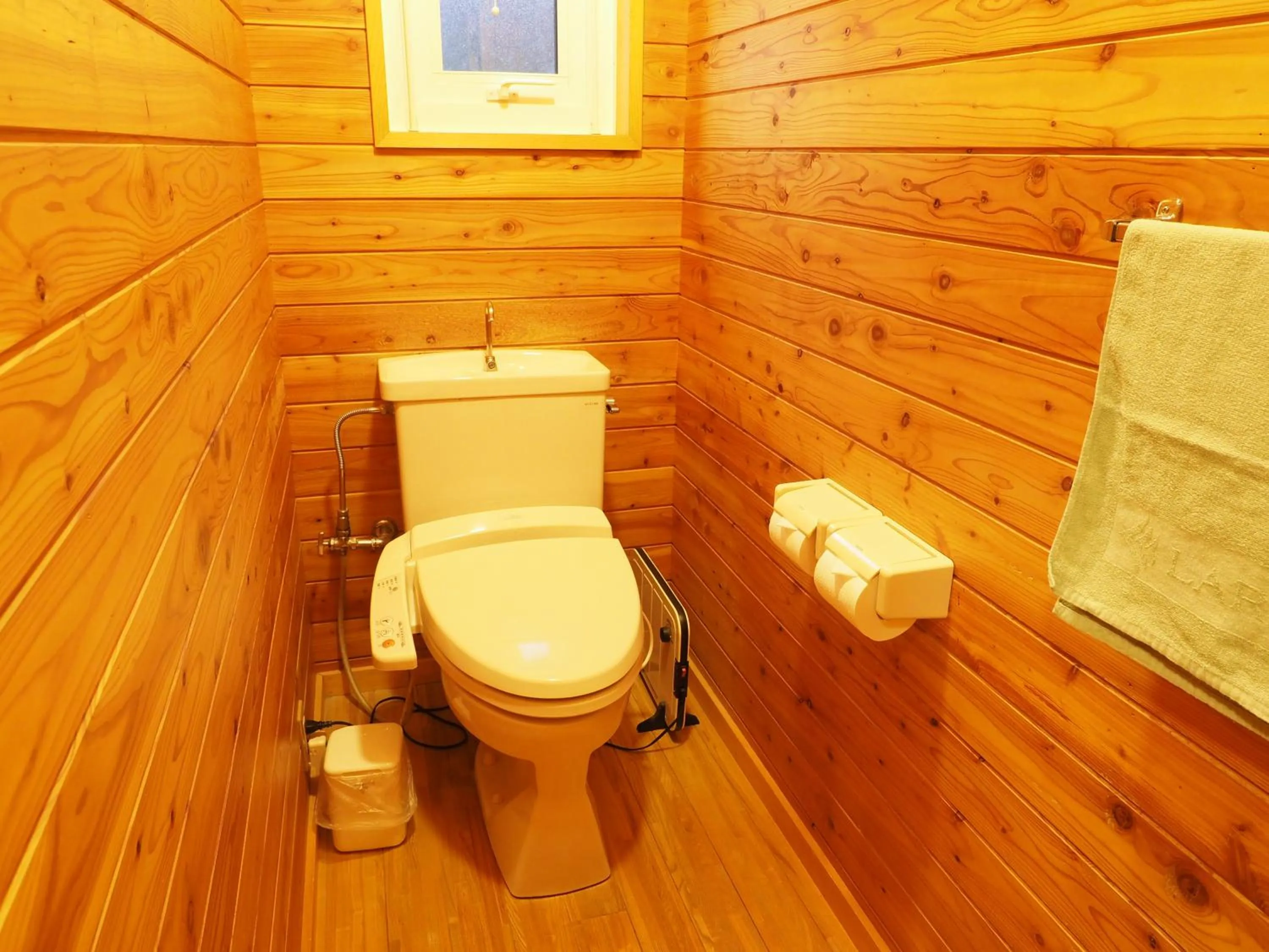 Bathroom in Log Hotel Larch Lake Kanayama
