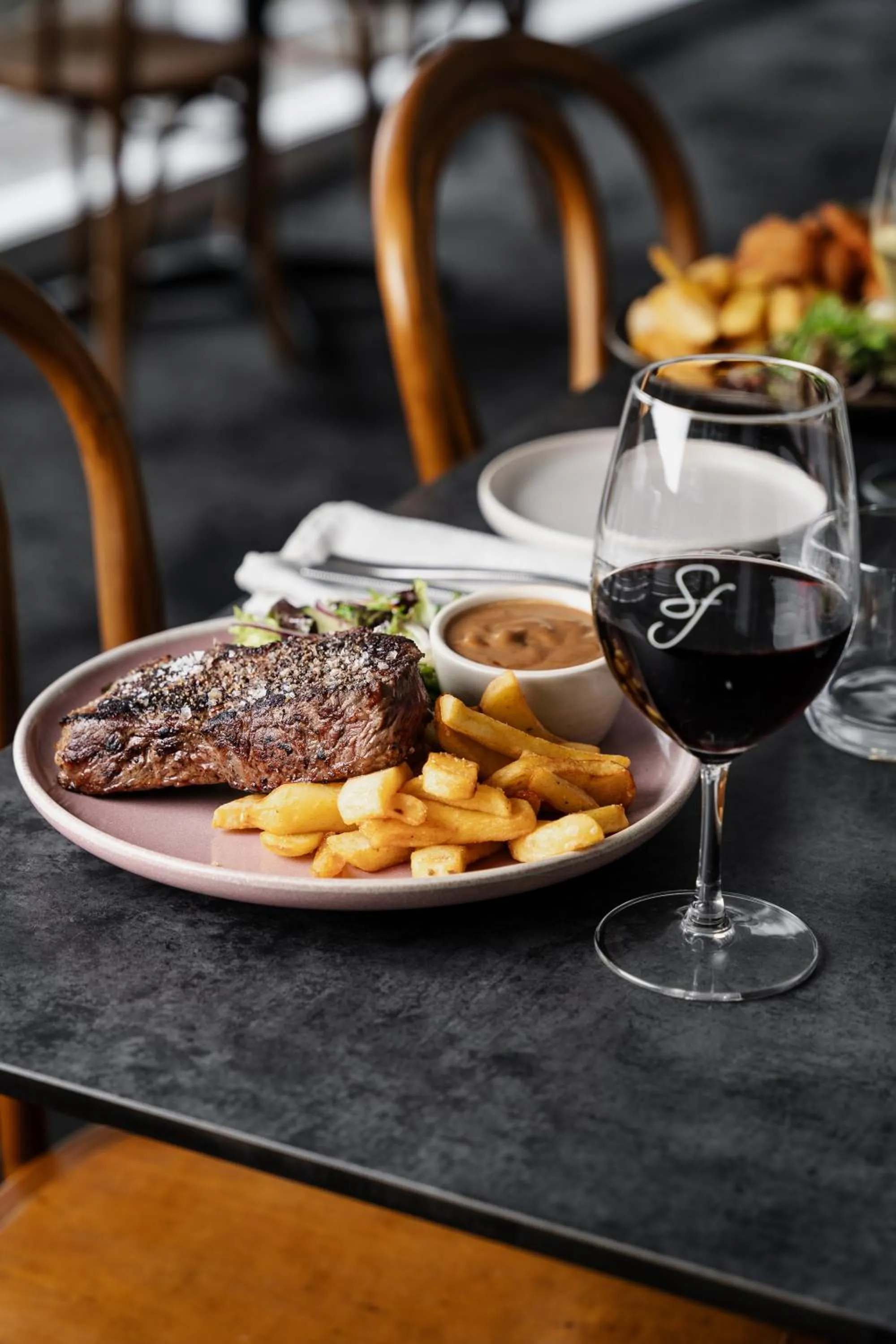 Food and drinks in St Francis Winery