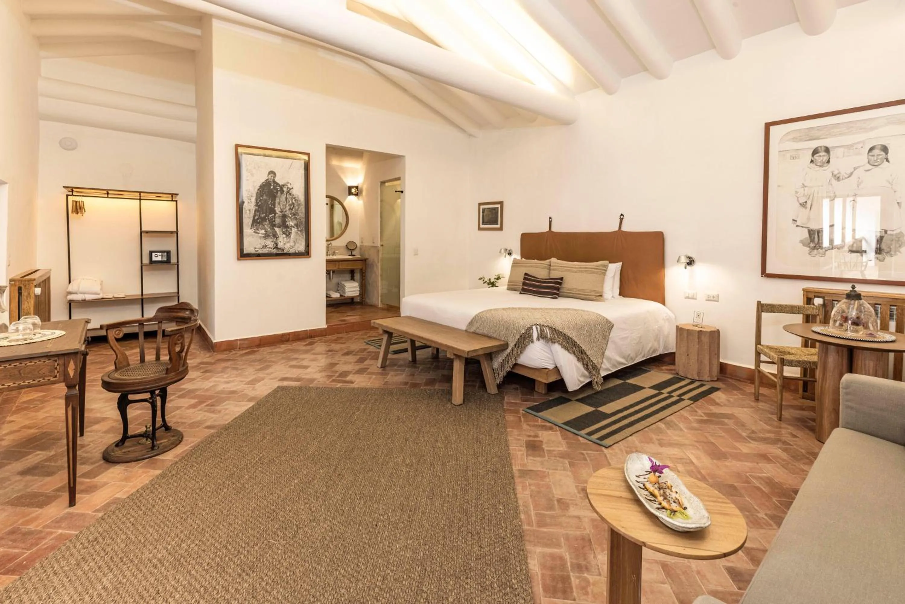 Photo of the whole room, Bed in Casa Clara by Ananay Hotels