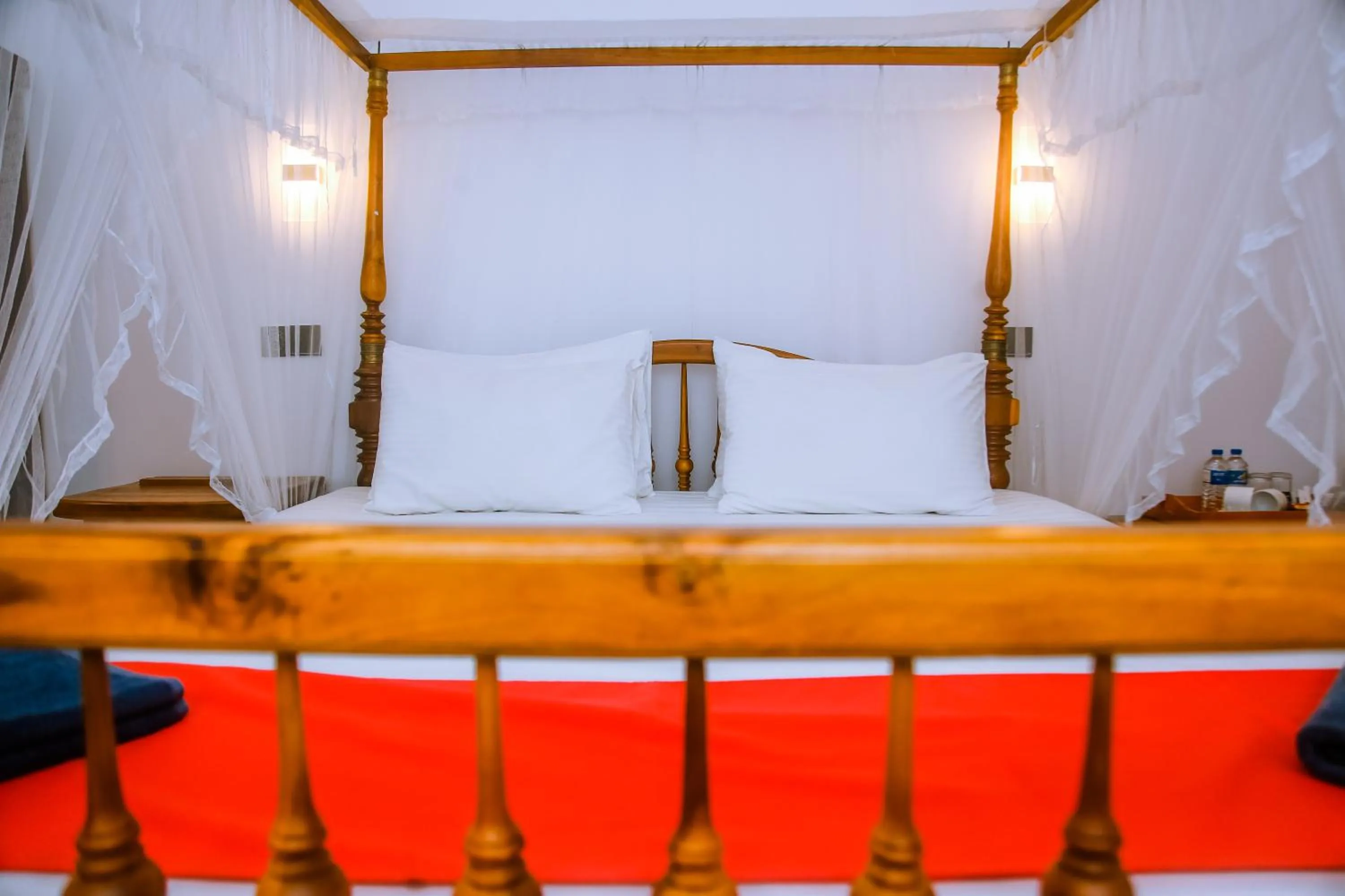 Bed in Surf Sea Breeze