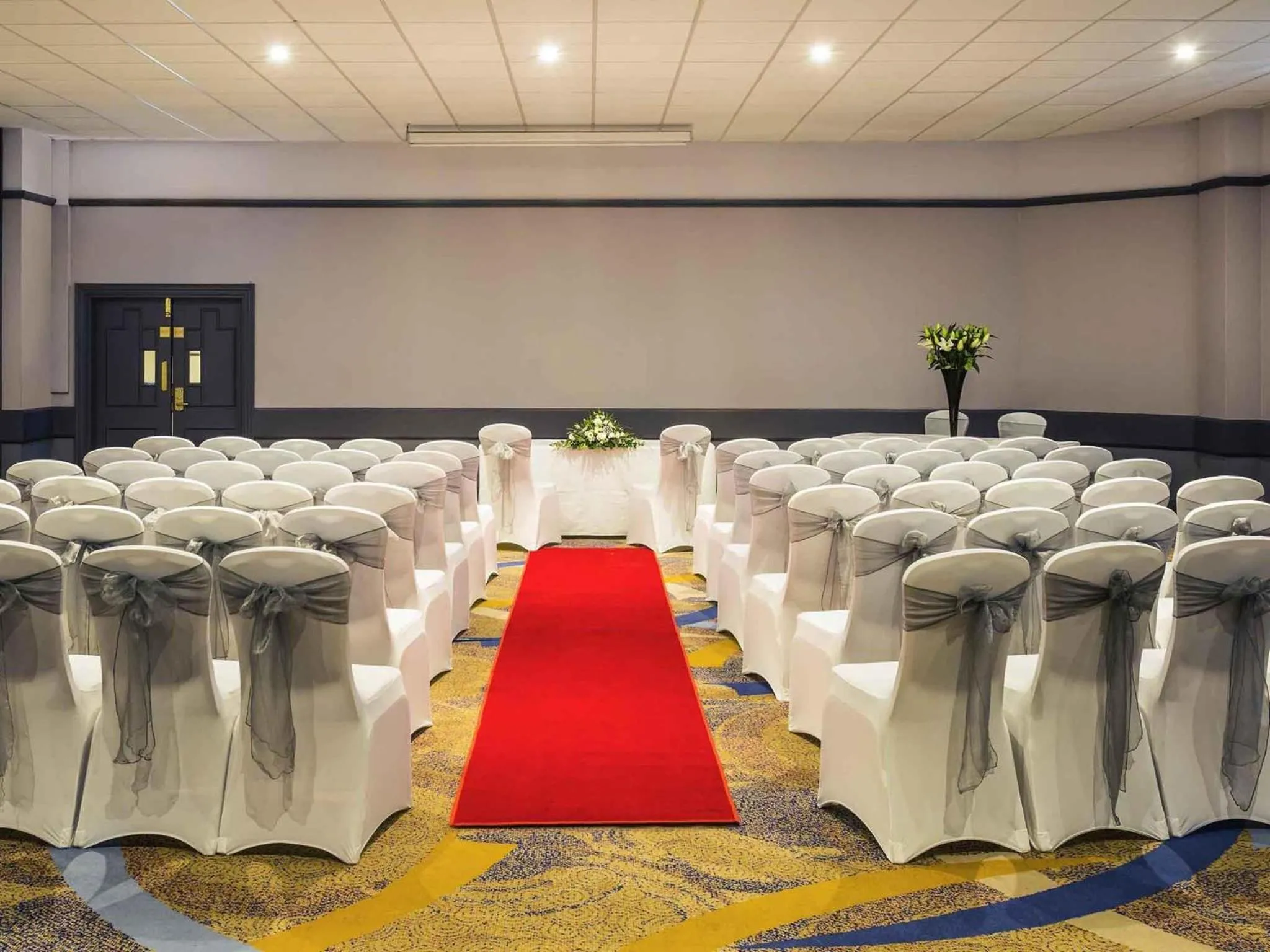 Meeting/conference room in Mercure Daventry Court Hotel