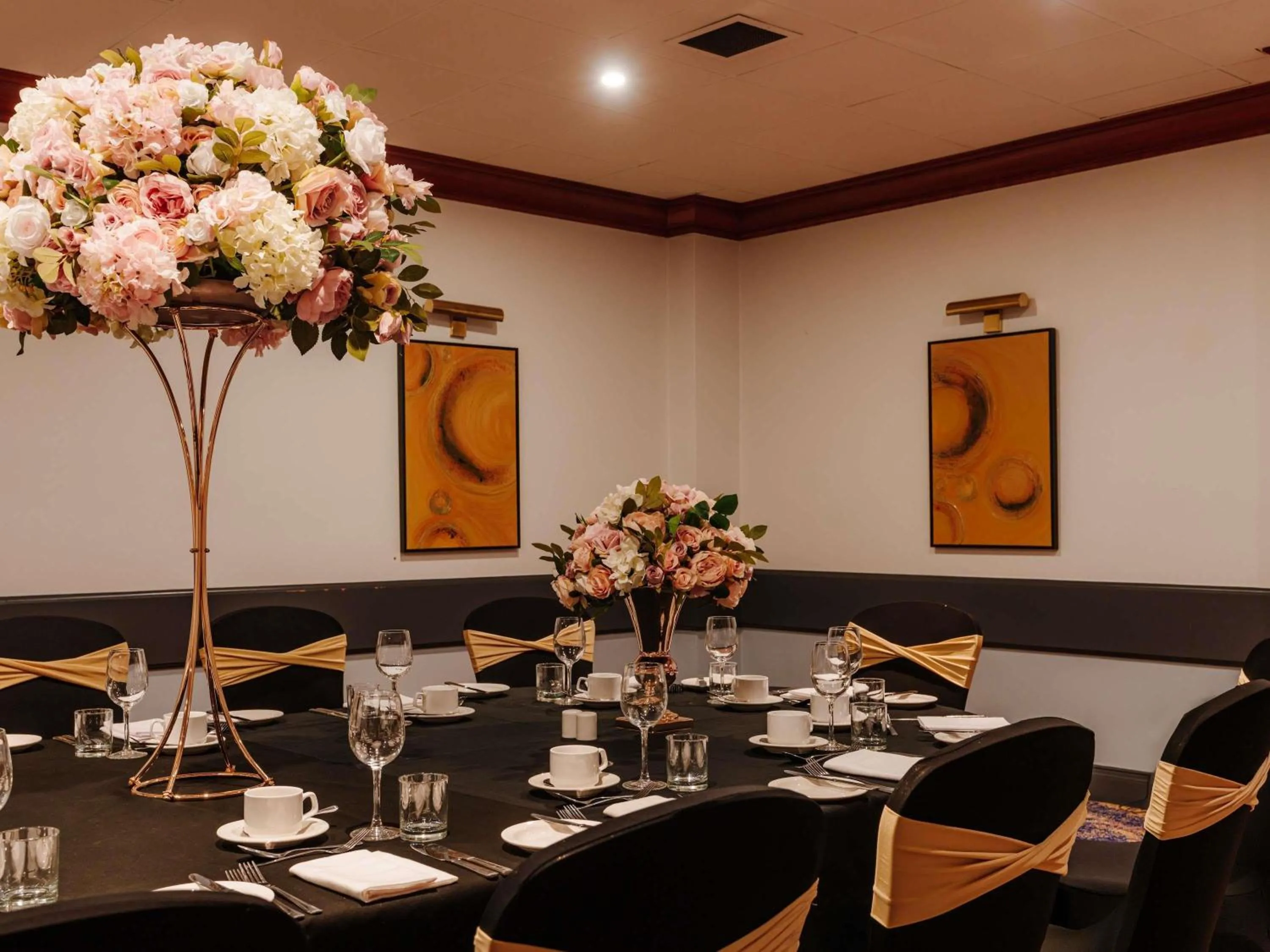 Meeting/conference room in Mercure Daventry Court Hotel