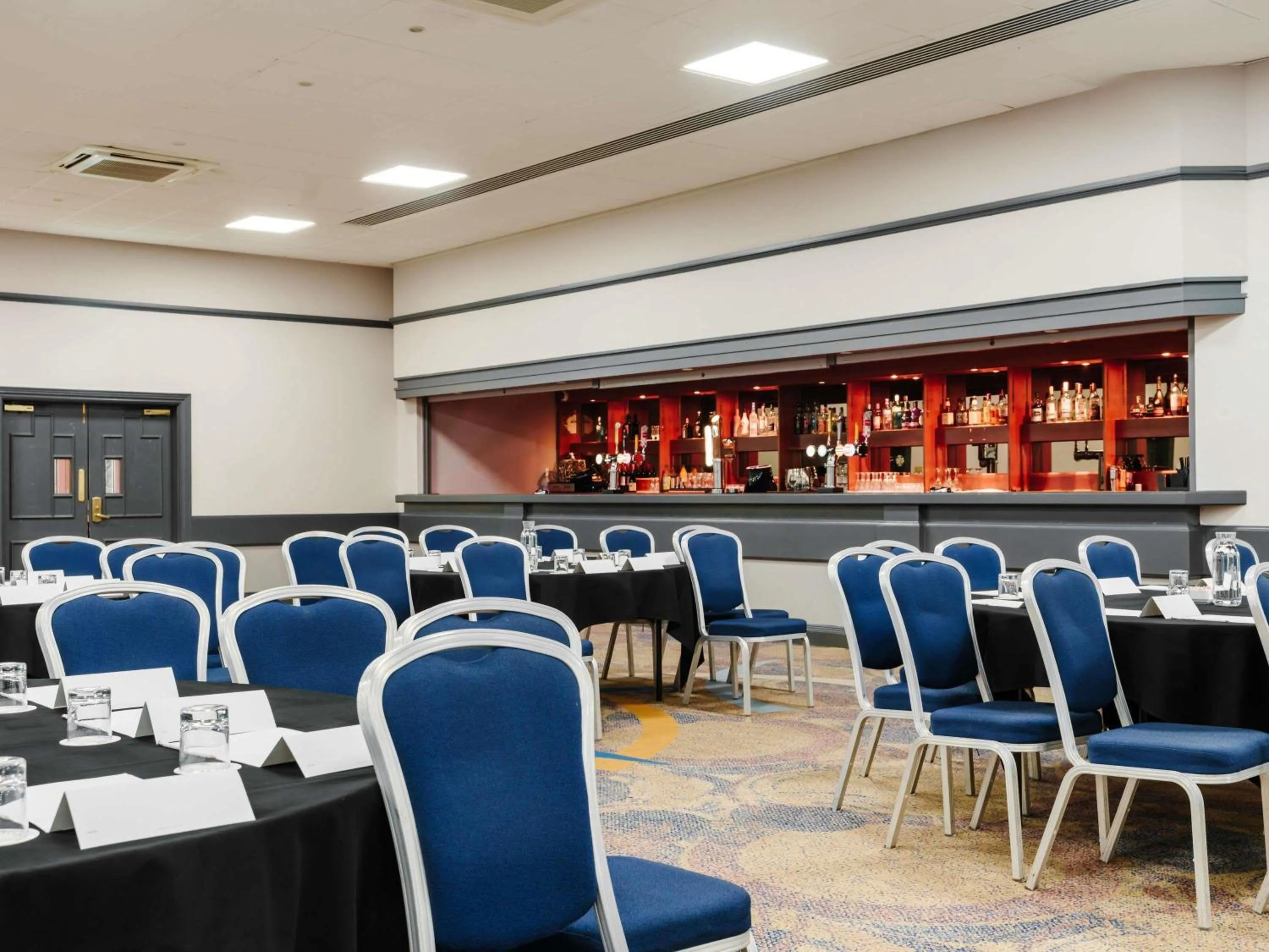 Meeting/conference room in Mercure Daventry Court Hotel