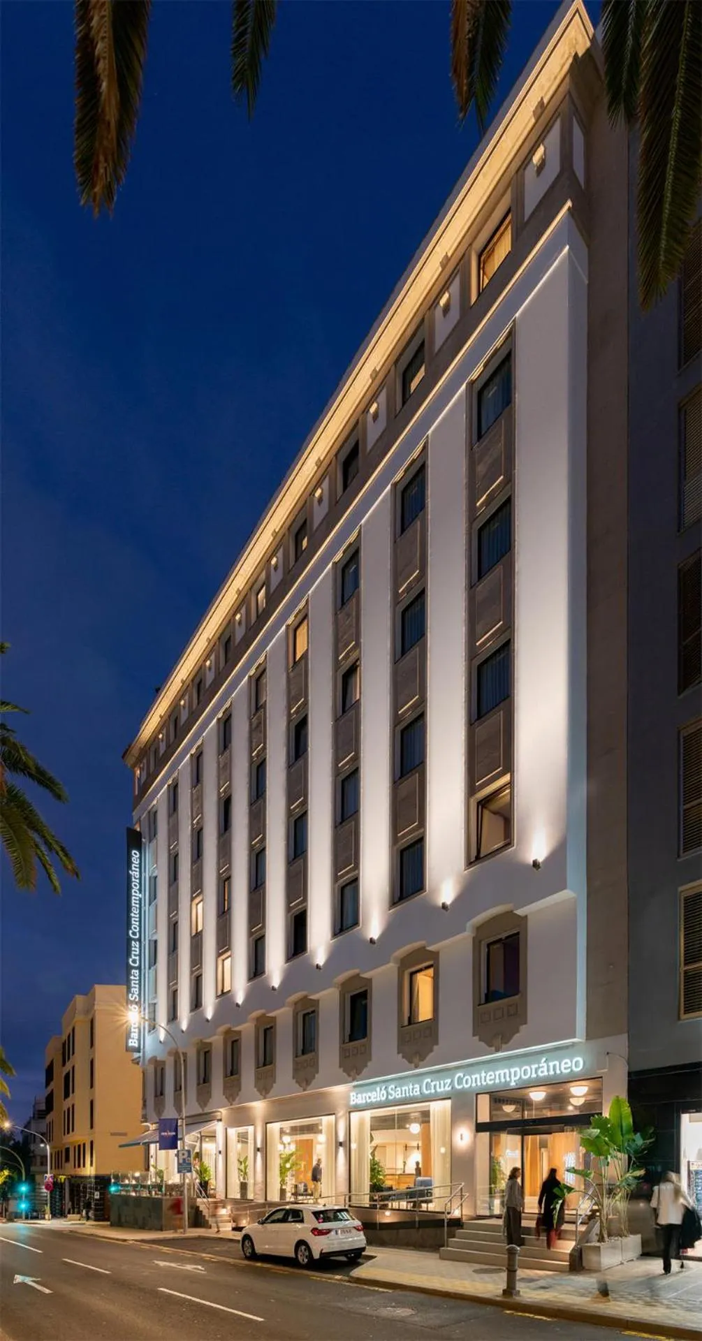Facade/entrance in Barceló Santa Cruz Contemporáneo