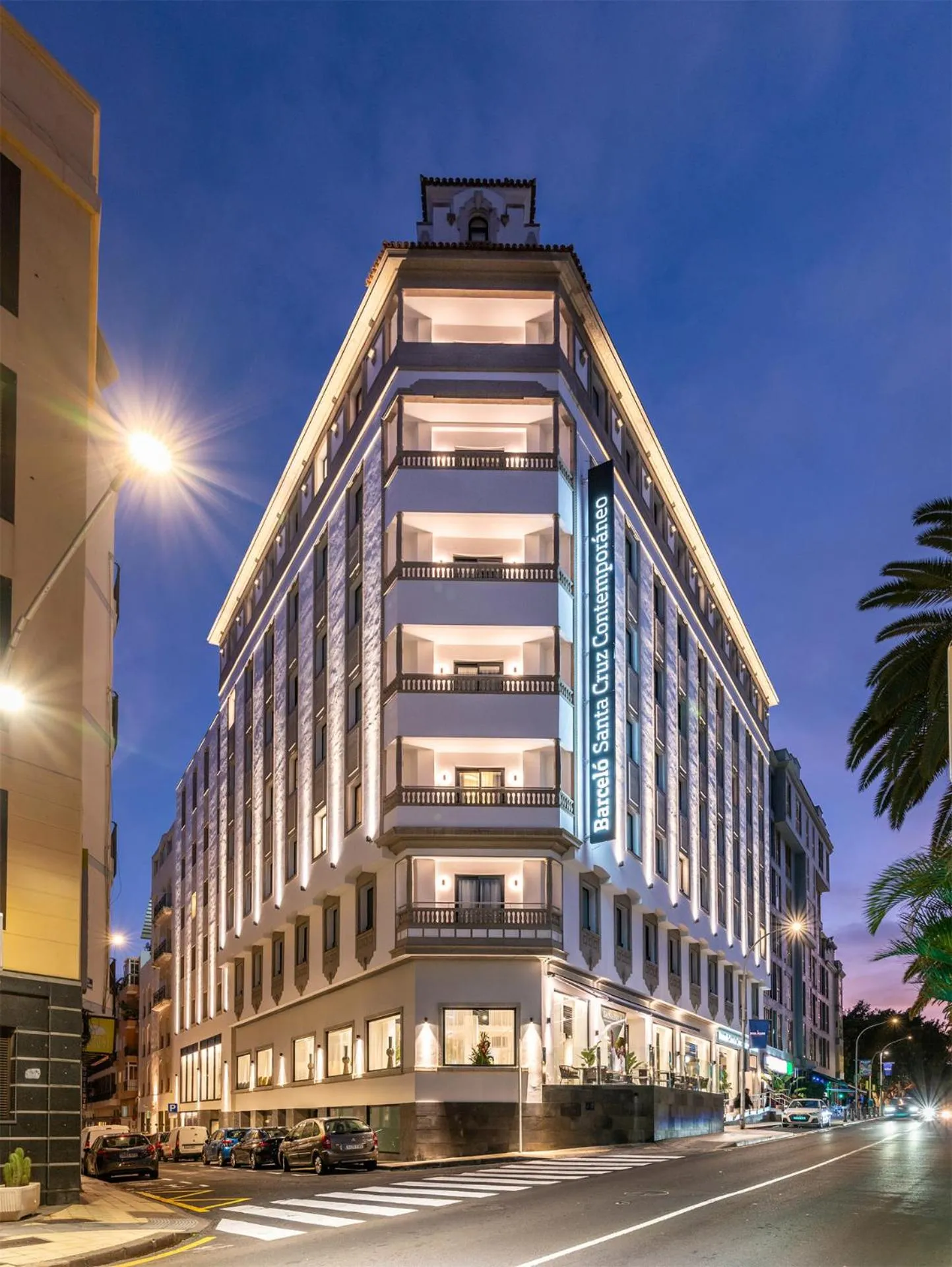 Facade/entrance in Barceló Santa Cruz Contemporáneo