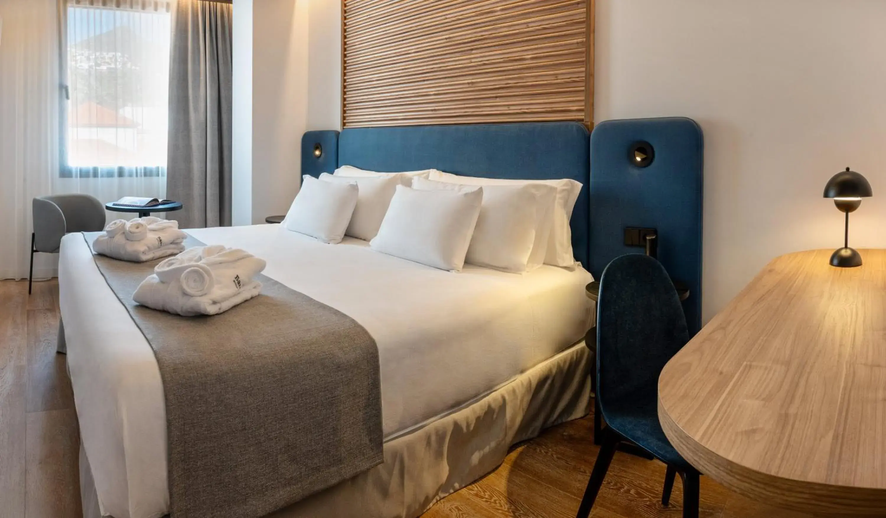 Superior Double or Twin Room with City View in Barceló Santa Cruz Contemporáneo Superior Double or Twin Room with City View in Barceló Santa Cruz Contemporáneo