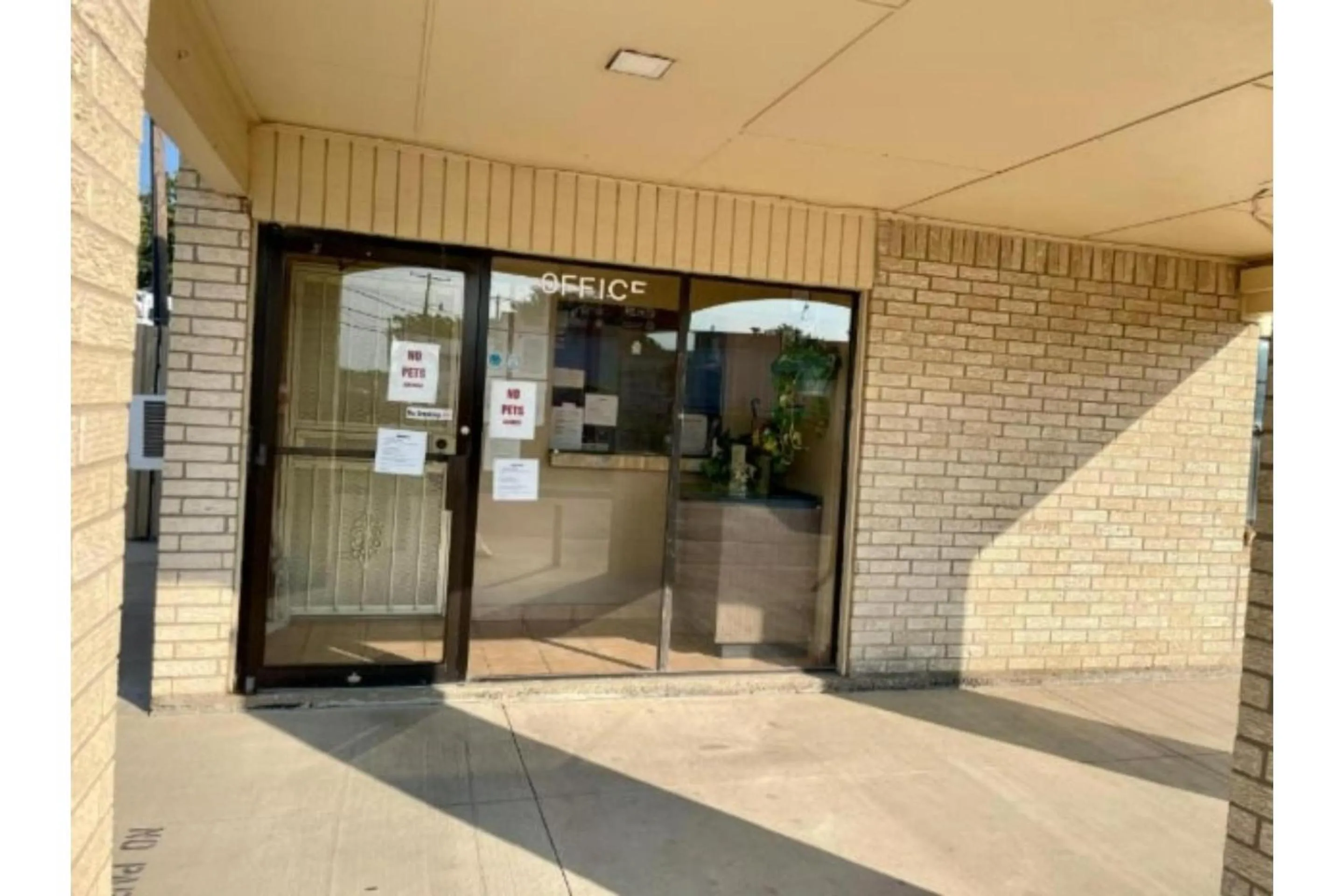 Lobby or reception in Golden Inn Dallas by Hotel O