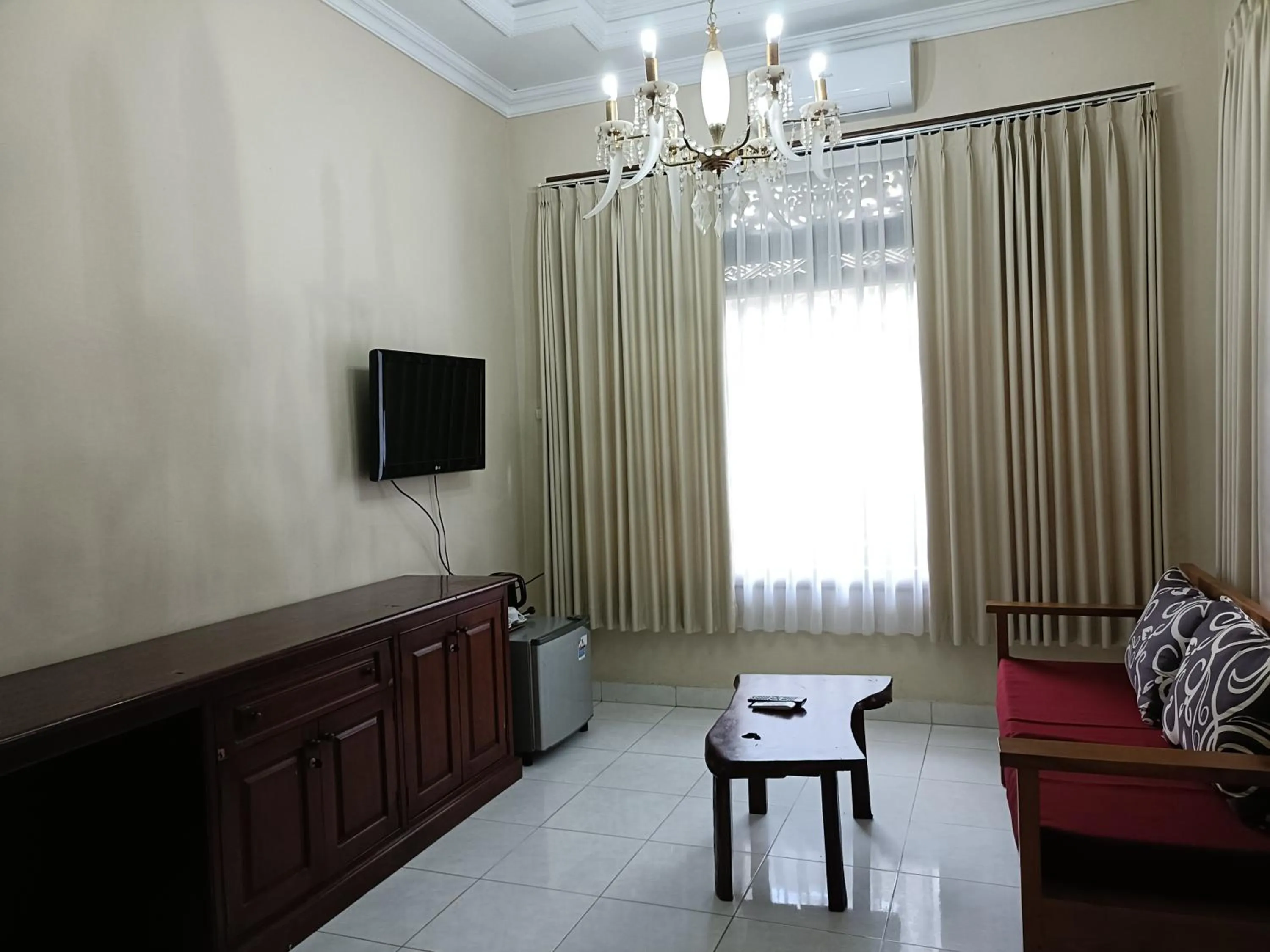 Living room in Ngetis Home Stay