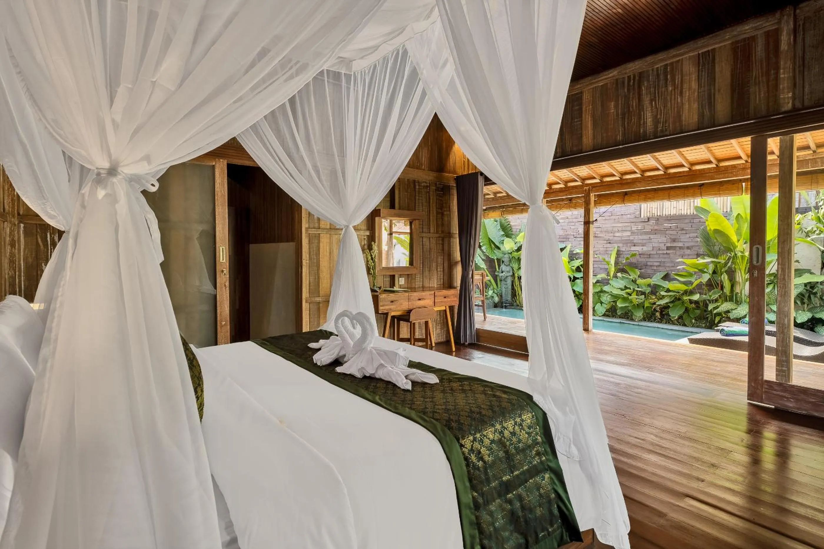 Bed in The Ulon Ubud Villa