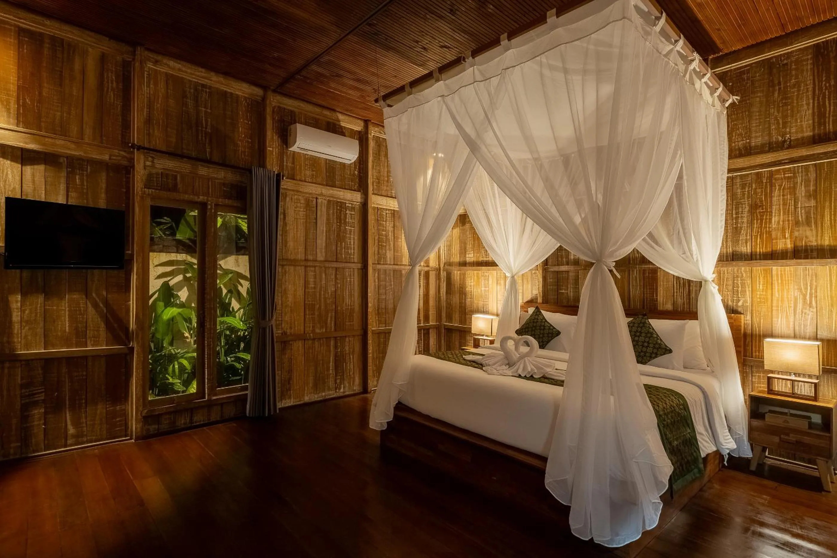 Bed in The Ulon Ubud Villa