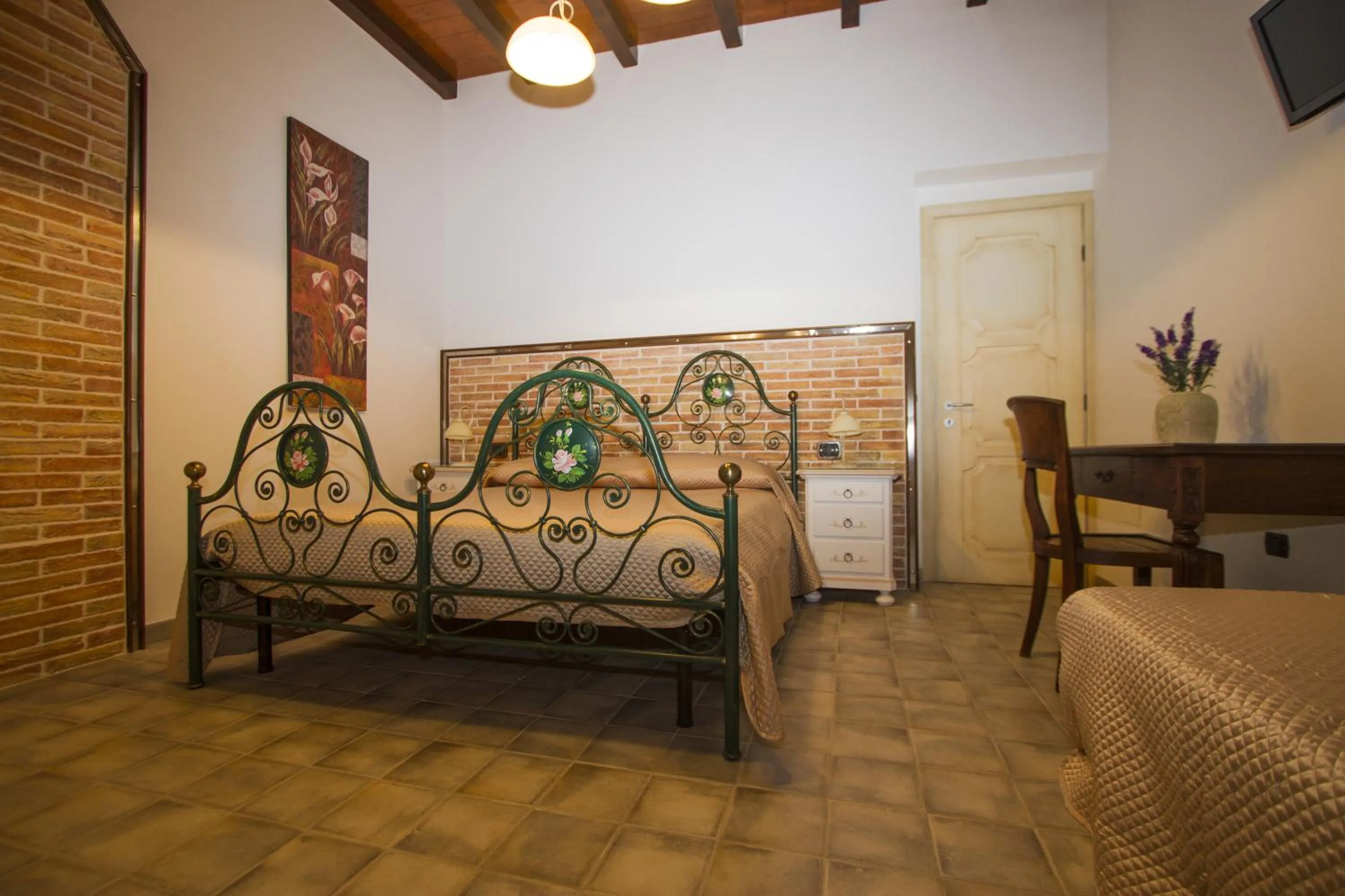 Photo of the whole room, Bed in Vicolo del Porto