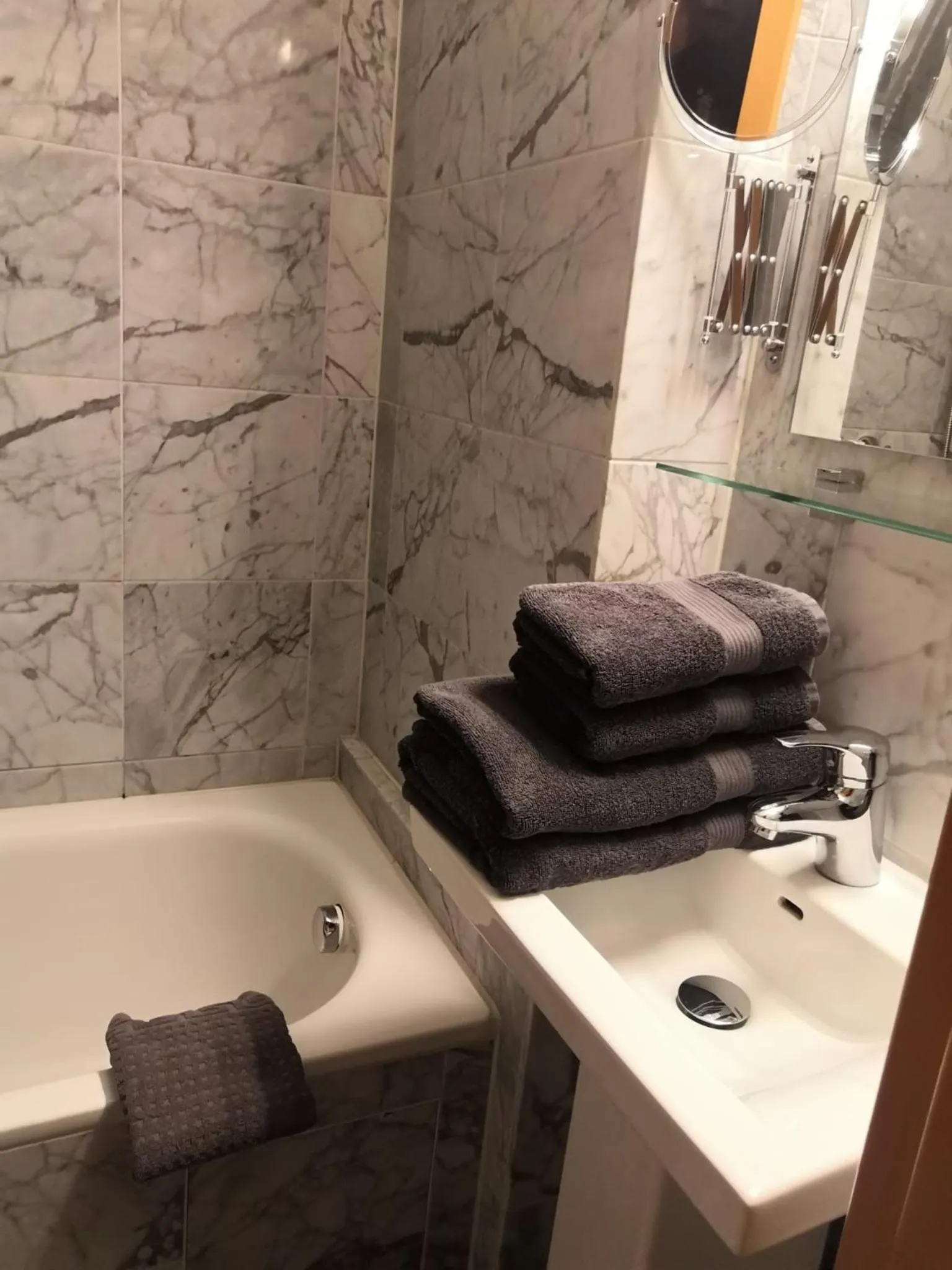 Bathroom in The Soho Altstadt Relais